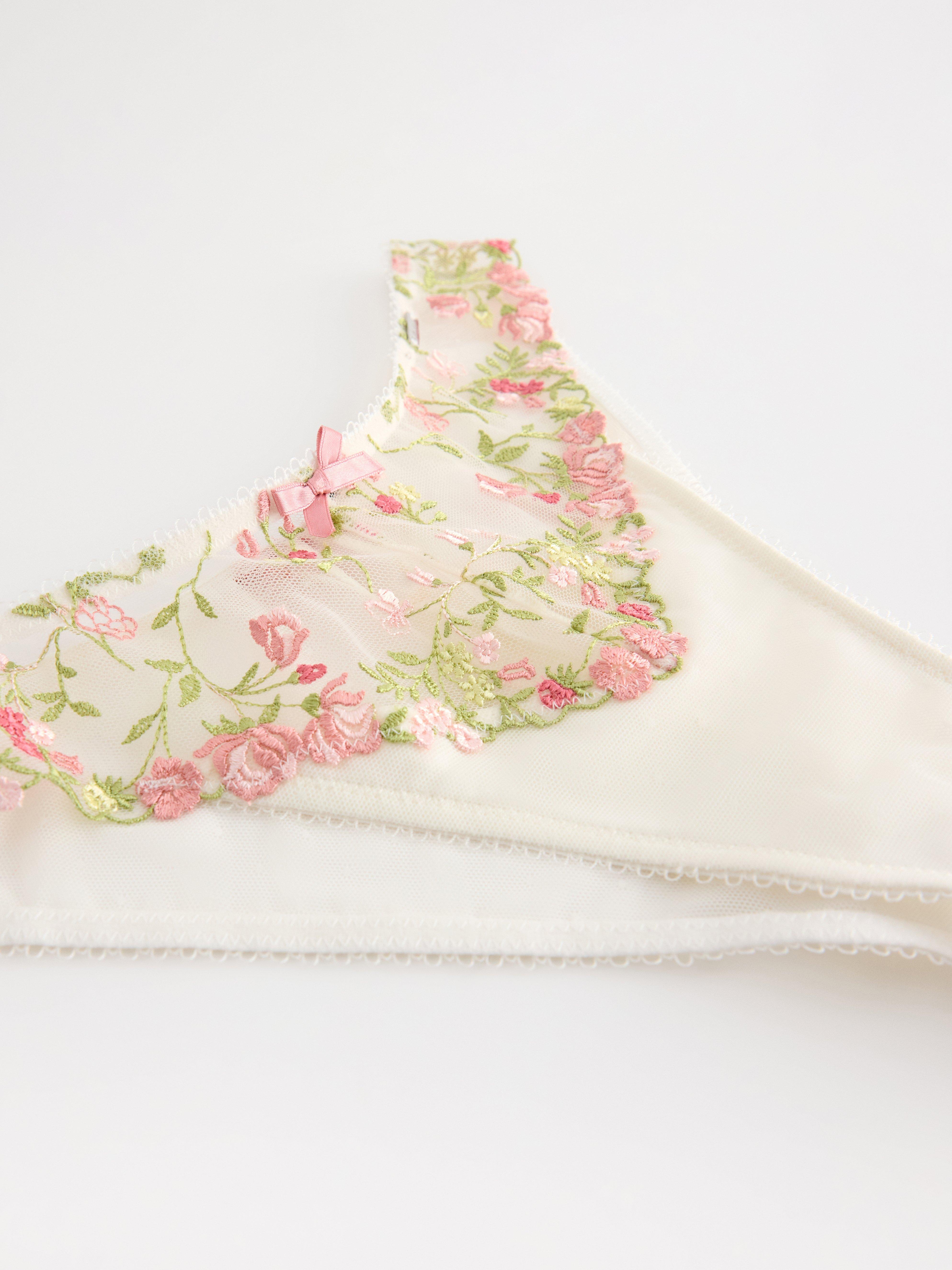 Brazilian Regular - Lingerie - White