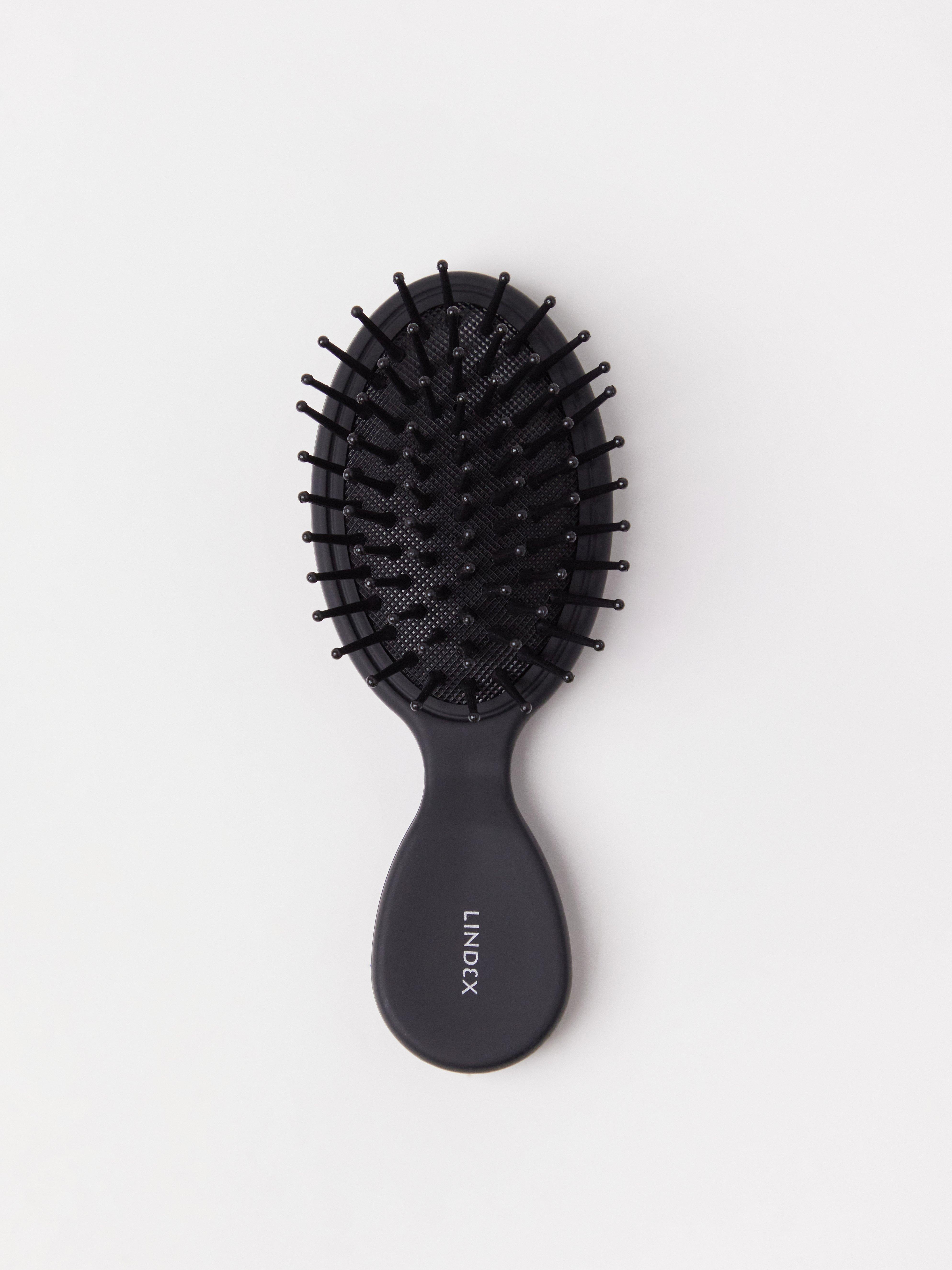 Hair Brush - Cosmetics - Black