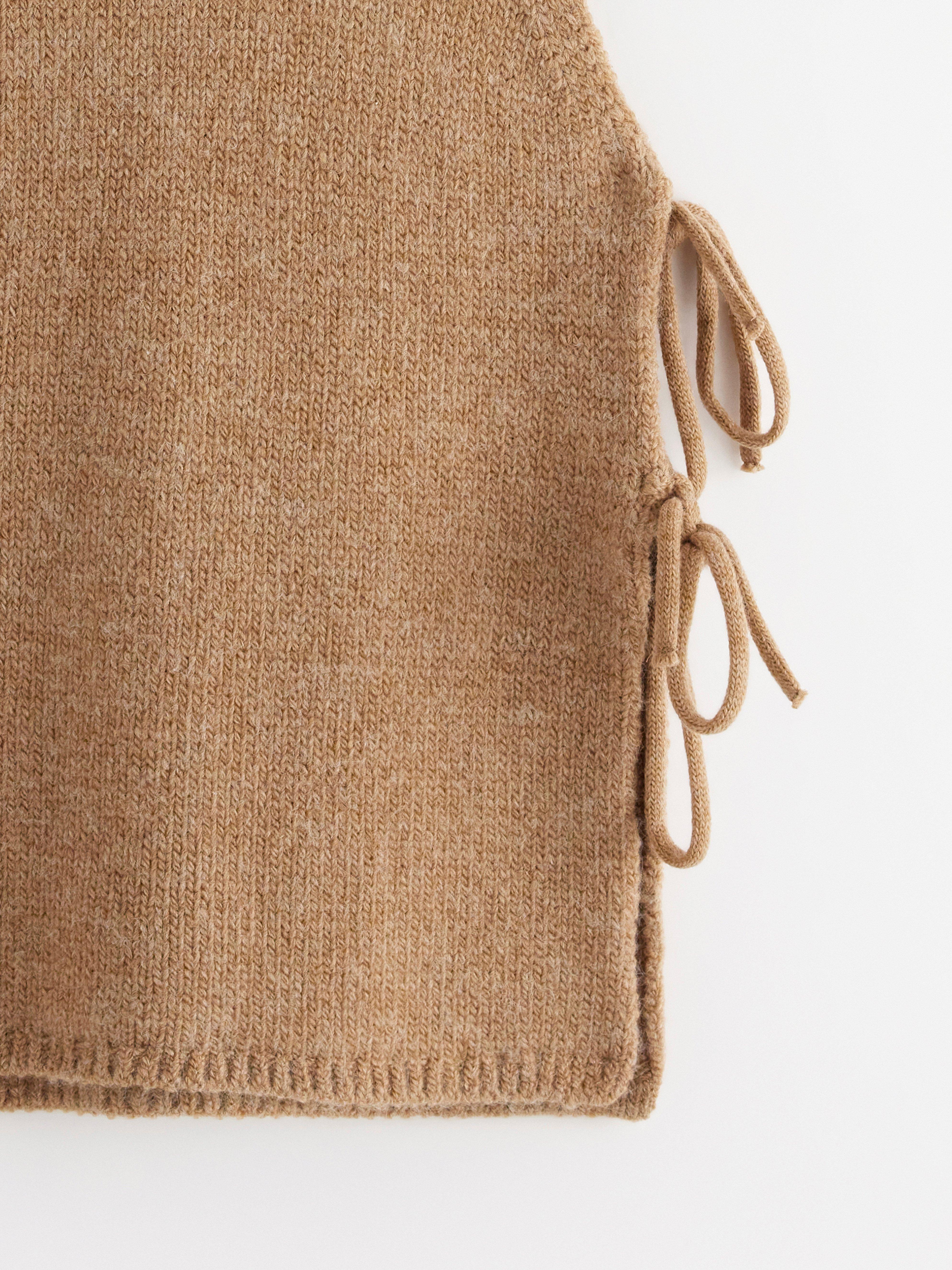Vest - Womens Wear - Beige