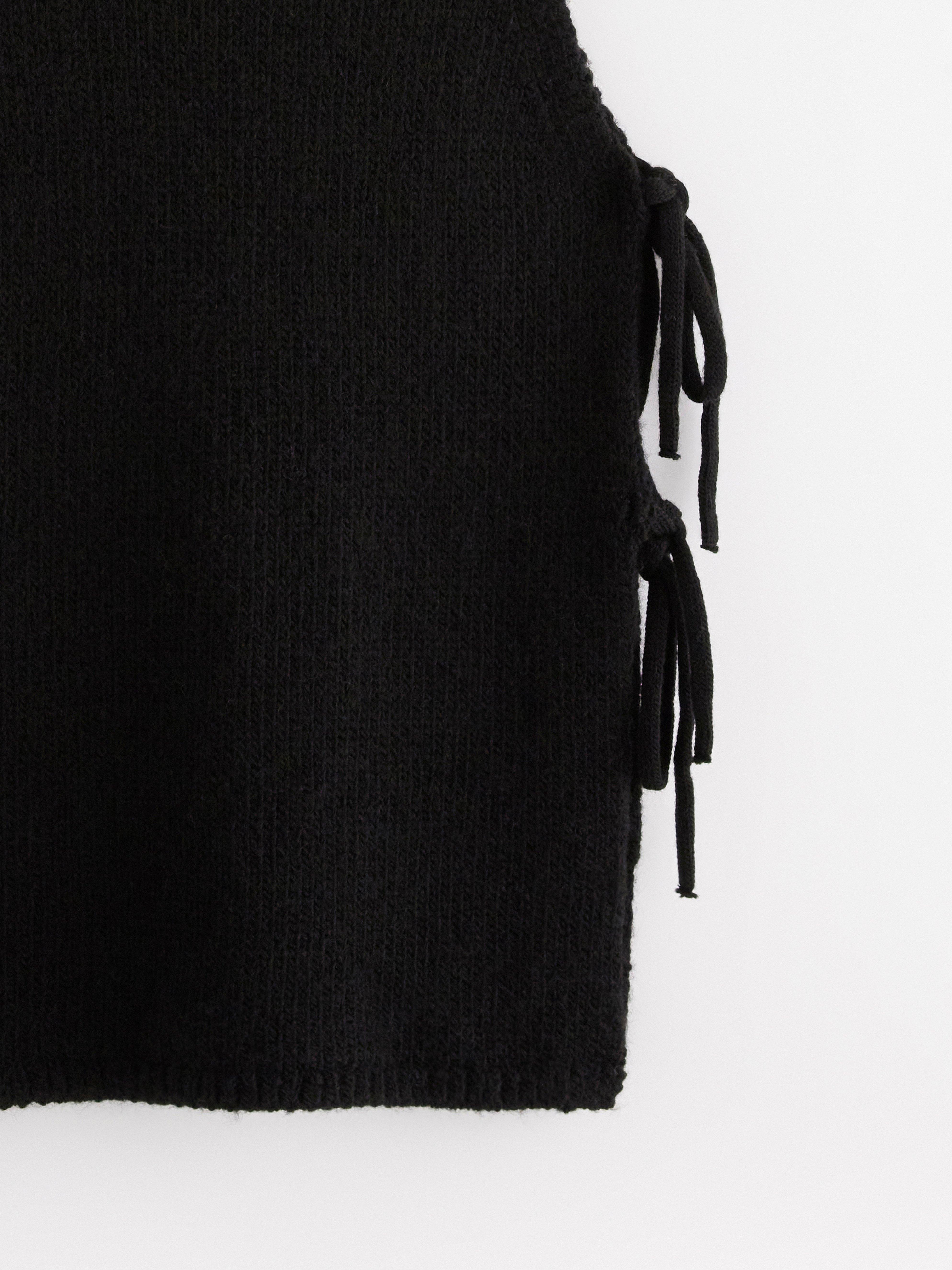 Vest - Womens Wear - Black