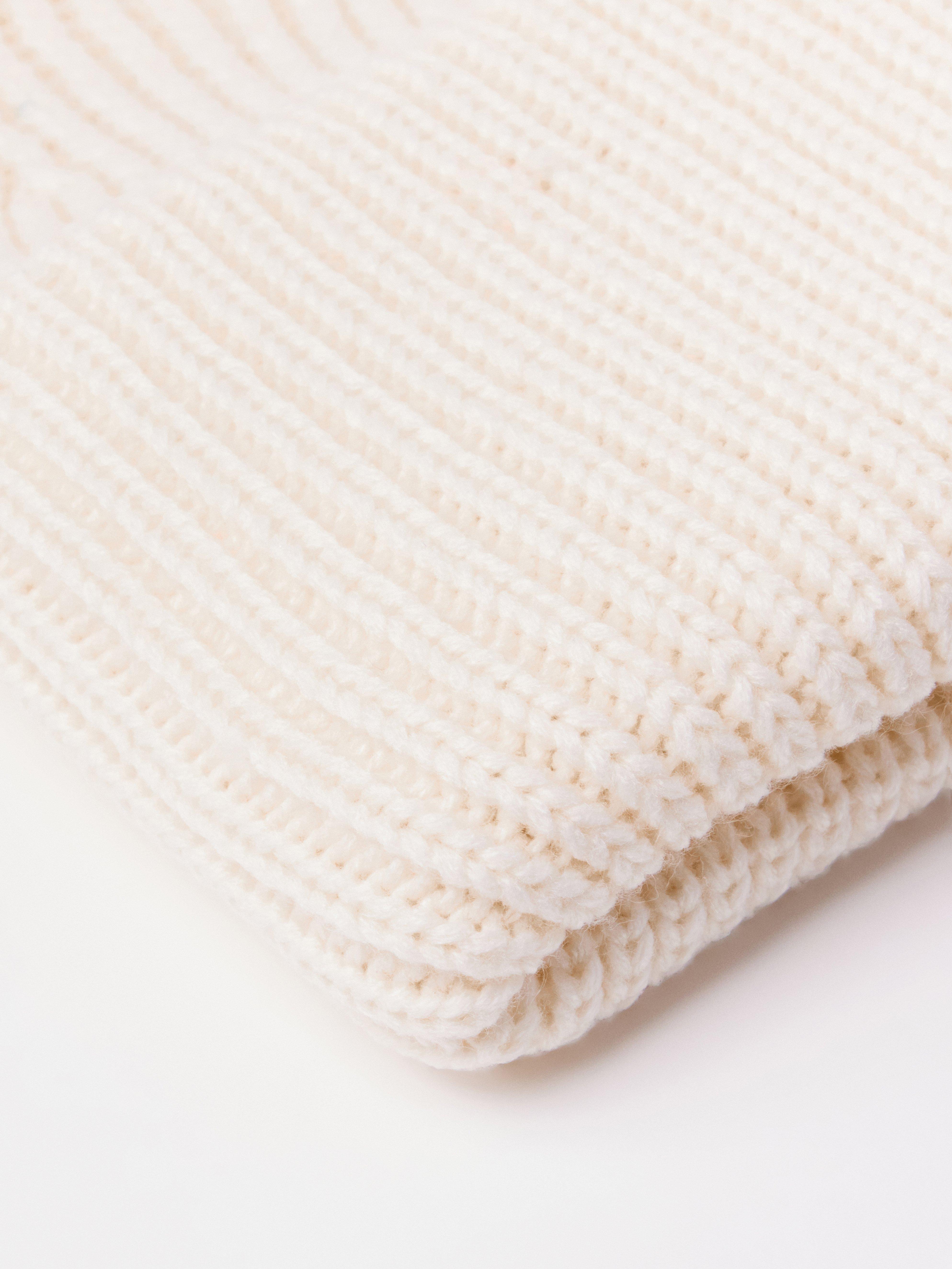 Cap - Womens Wear - White