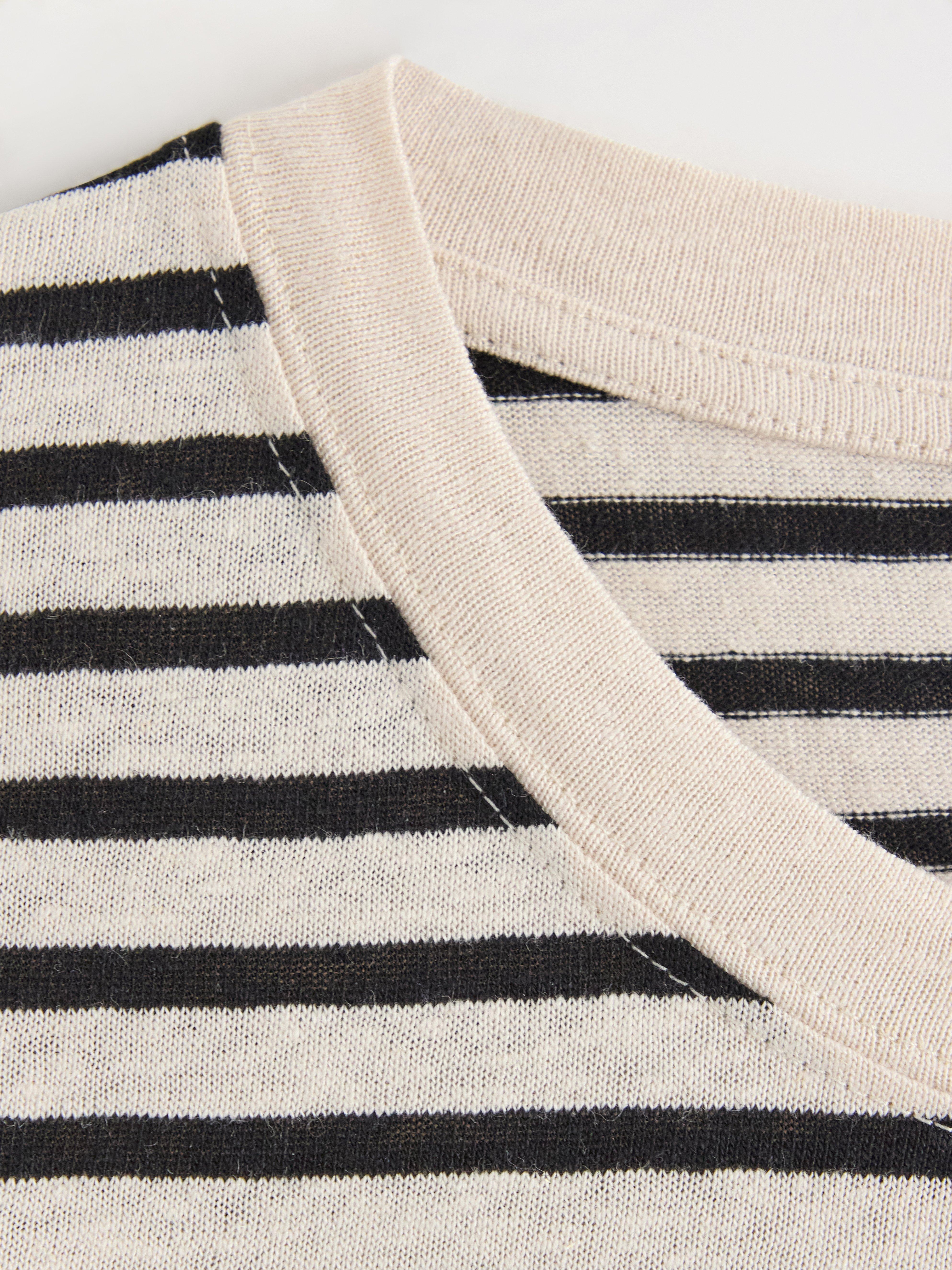 T-shirt - Womens Wear - Beige