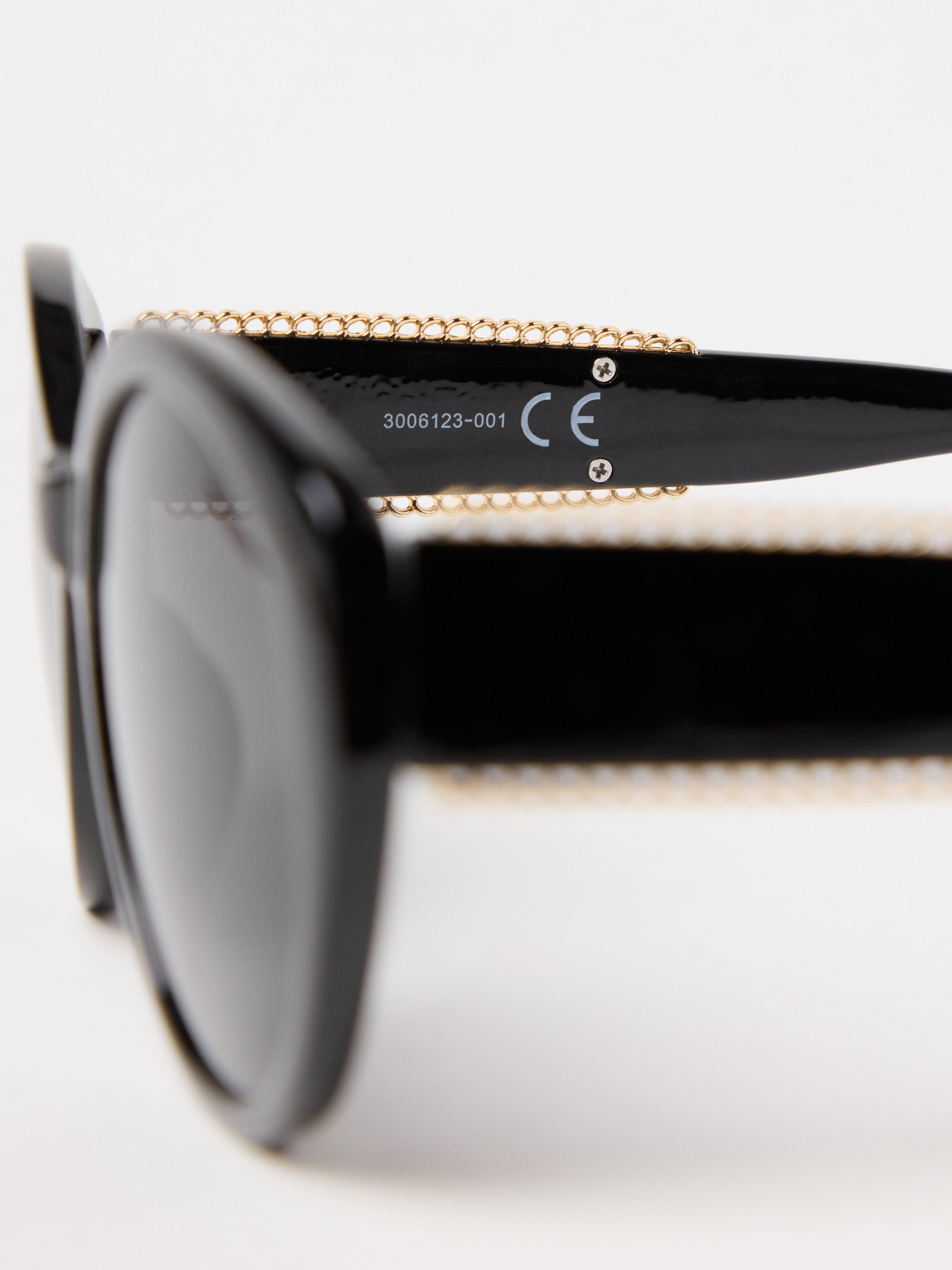 Sunglasses - Womens Wear - Black