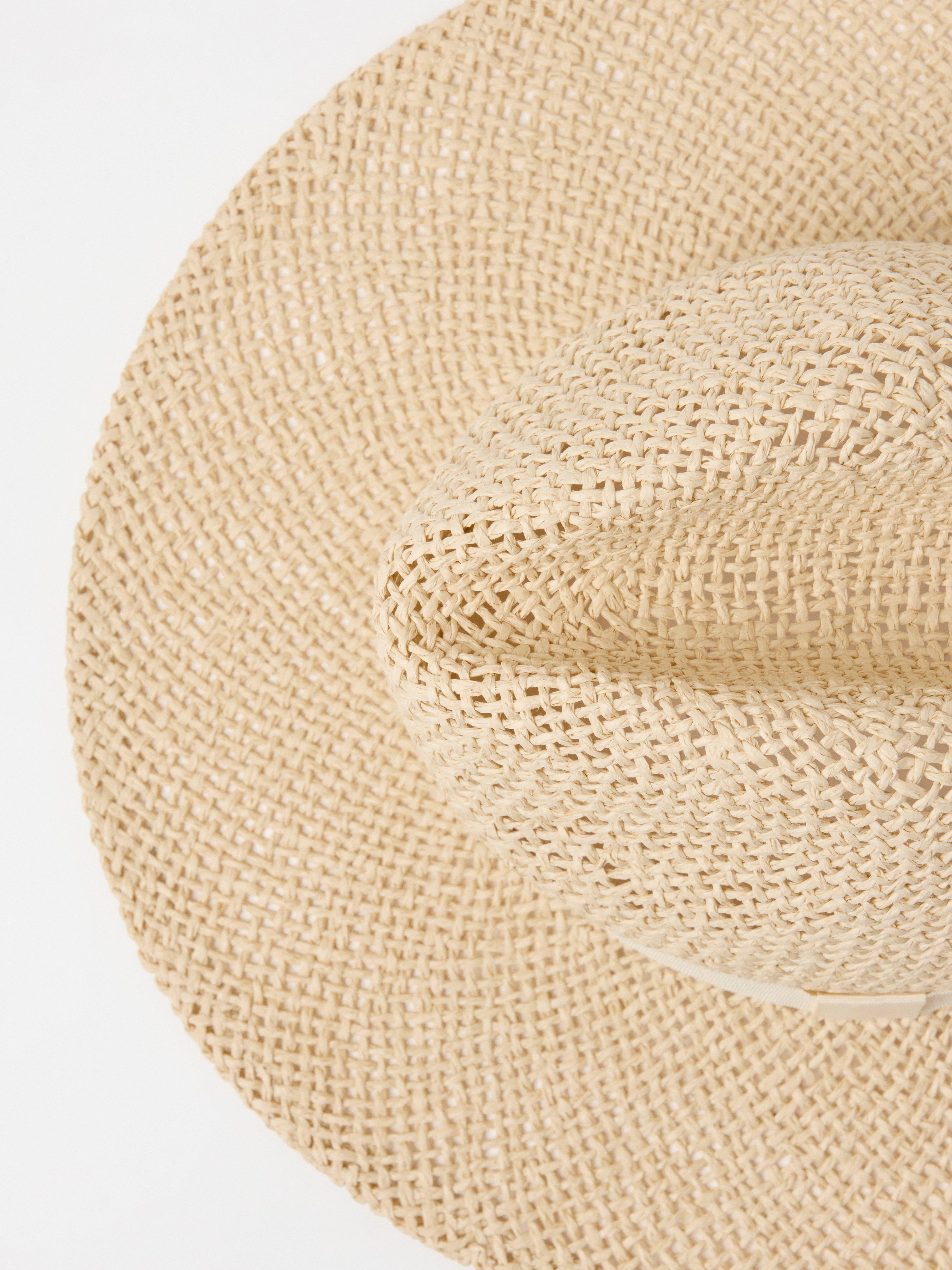 Hat - Womens Wear - Beige