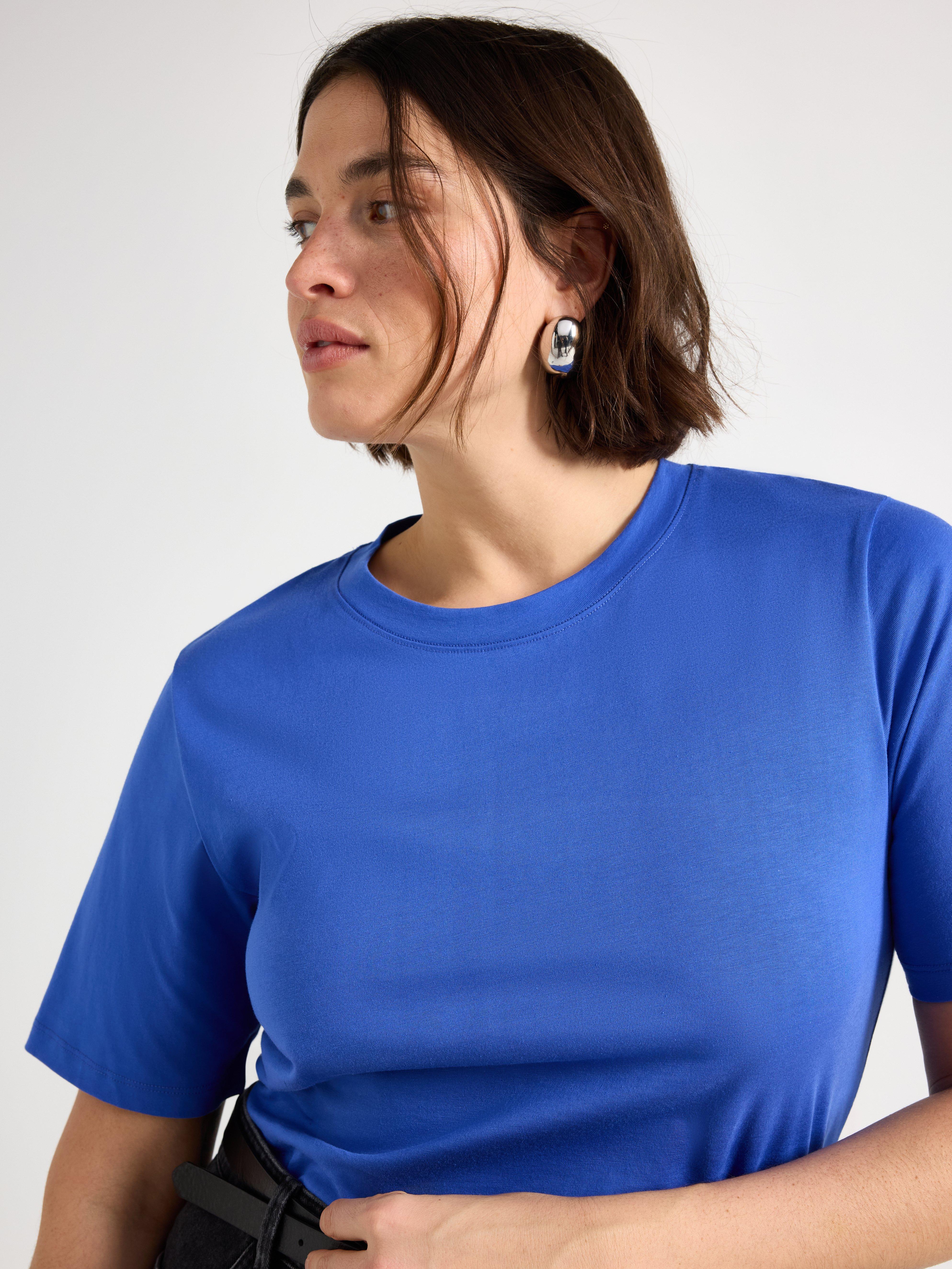Bluzë Për Femra