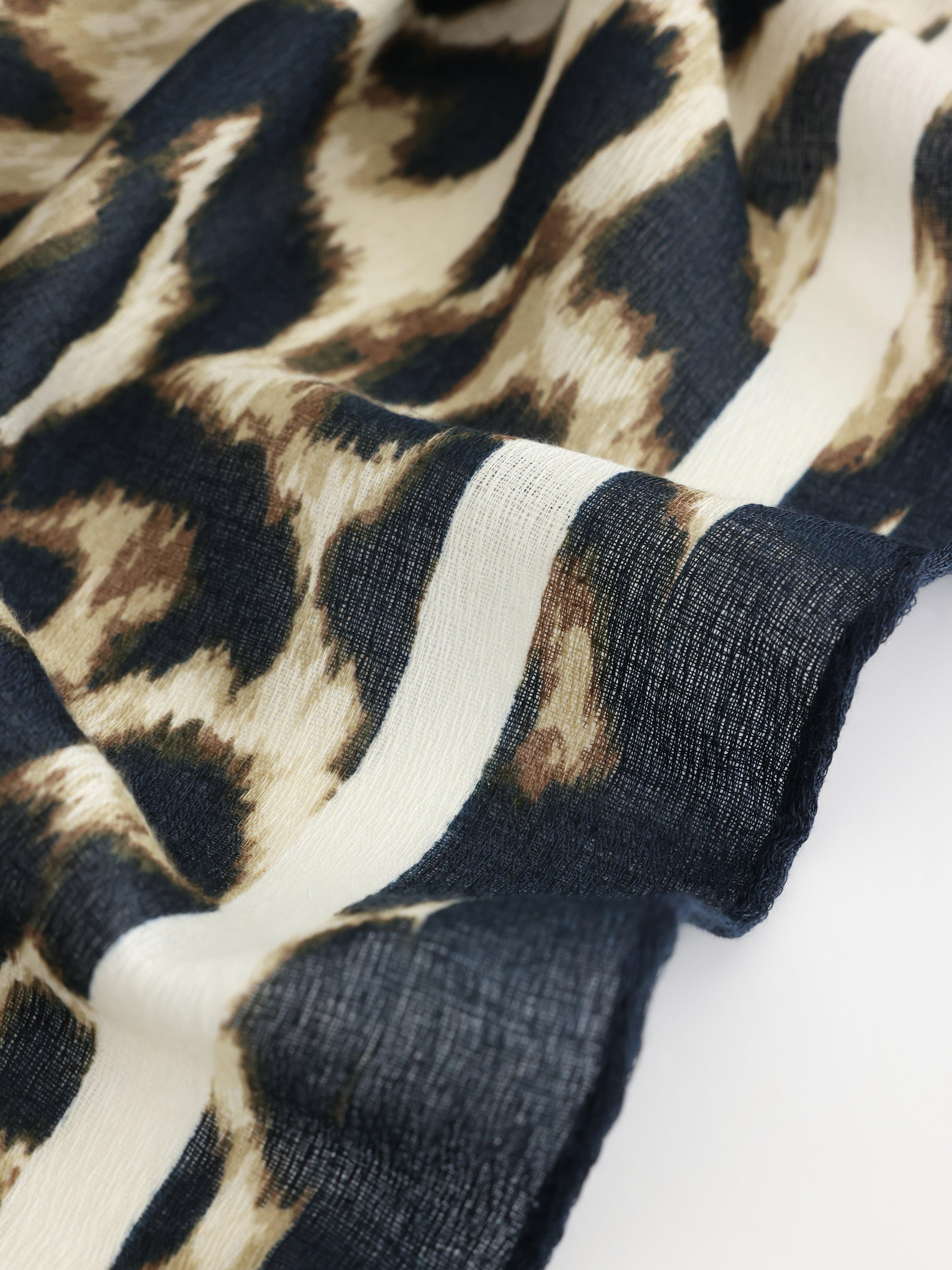 Scarf - Womens Wear - Brown
