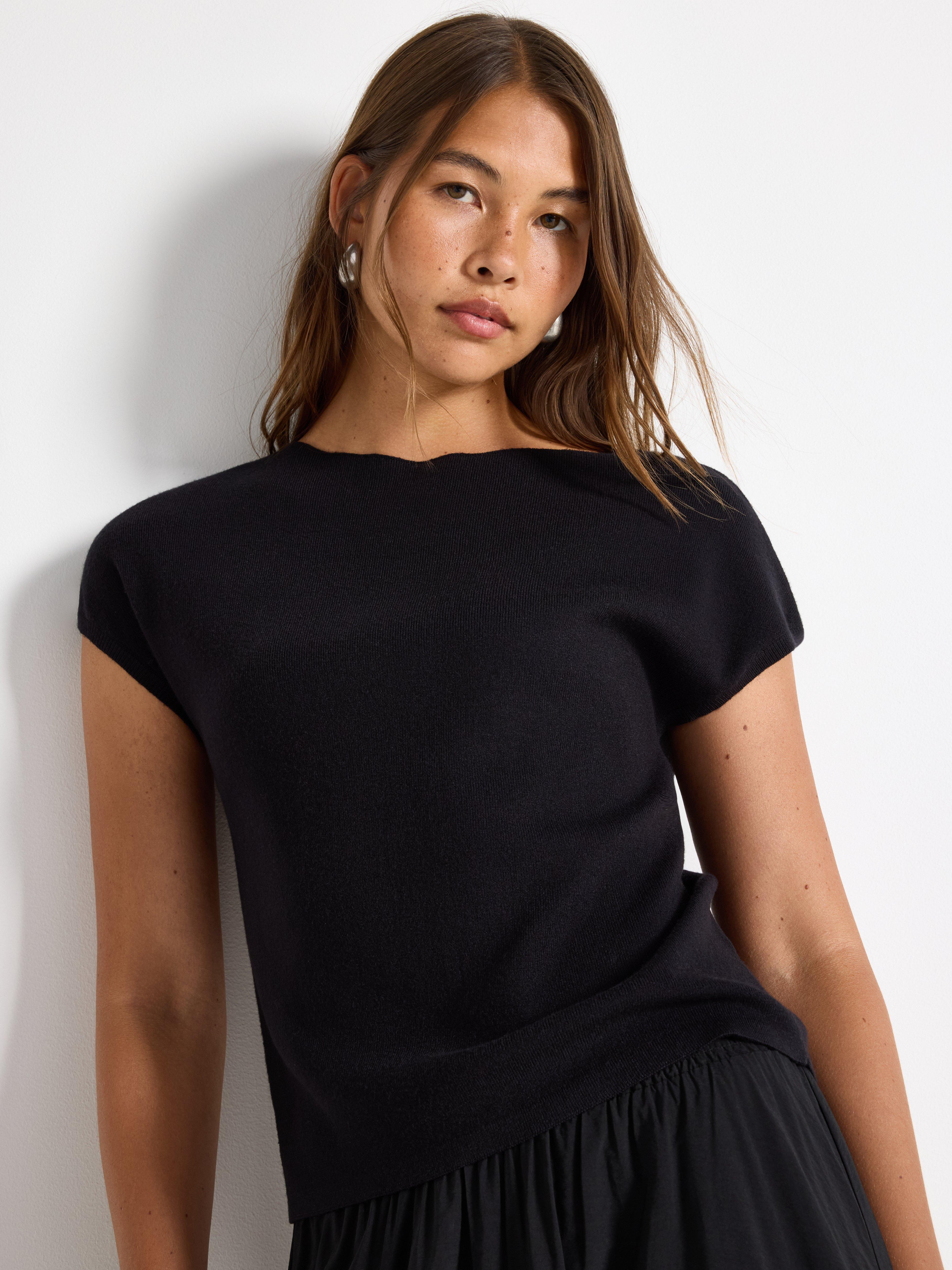 Sweater - Womens Wear - Black