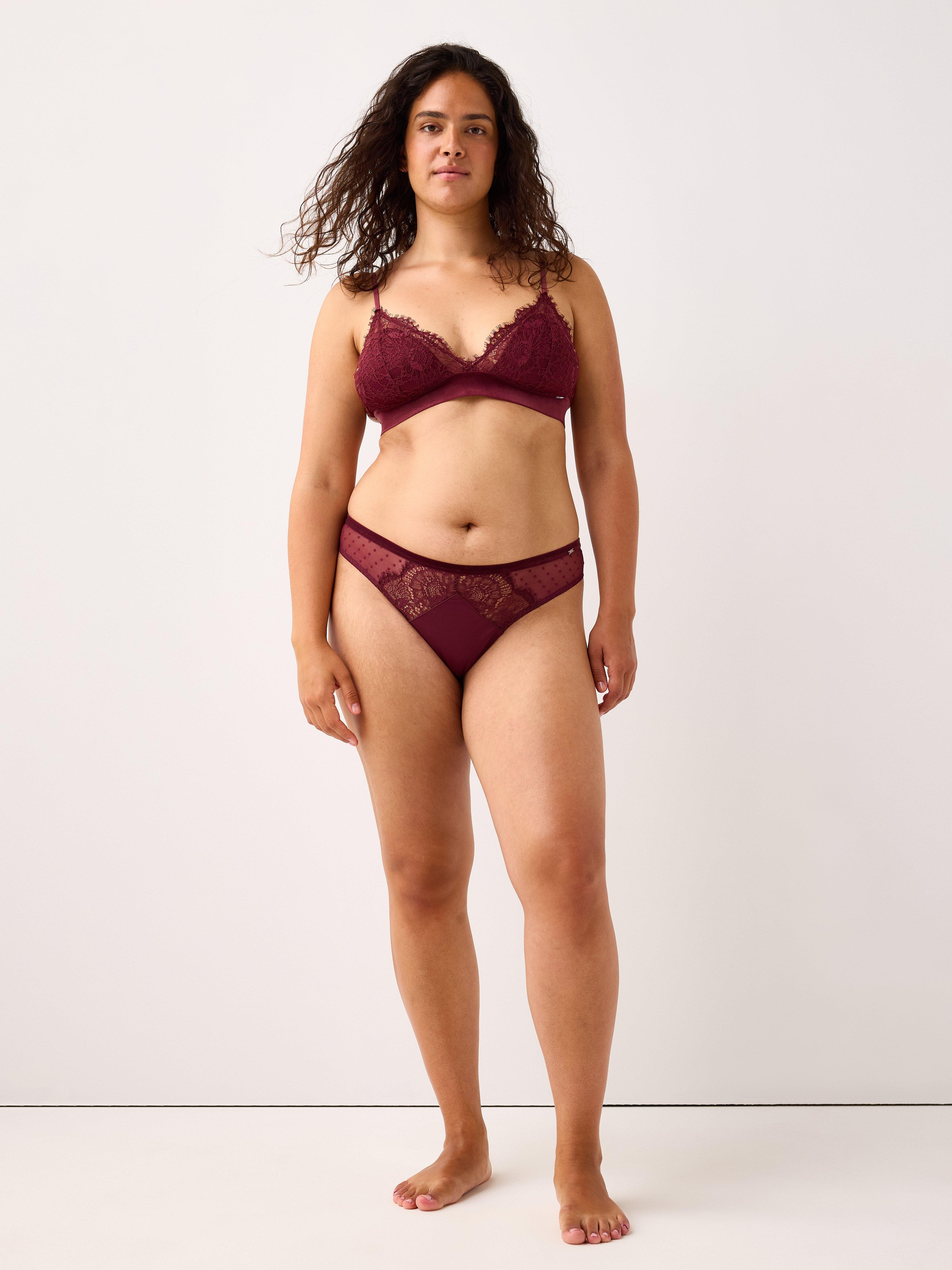 Tanga s klasickým pasem - Spodní prádlo - Červená