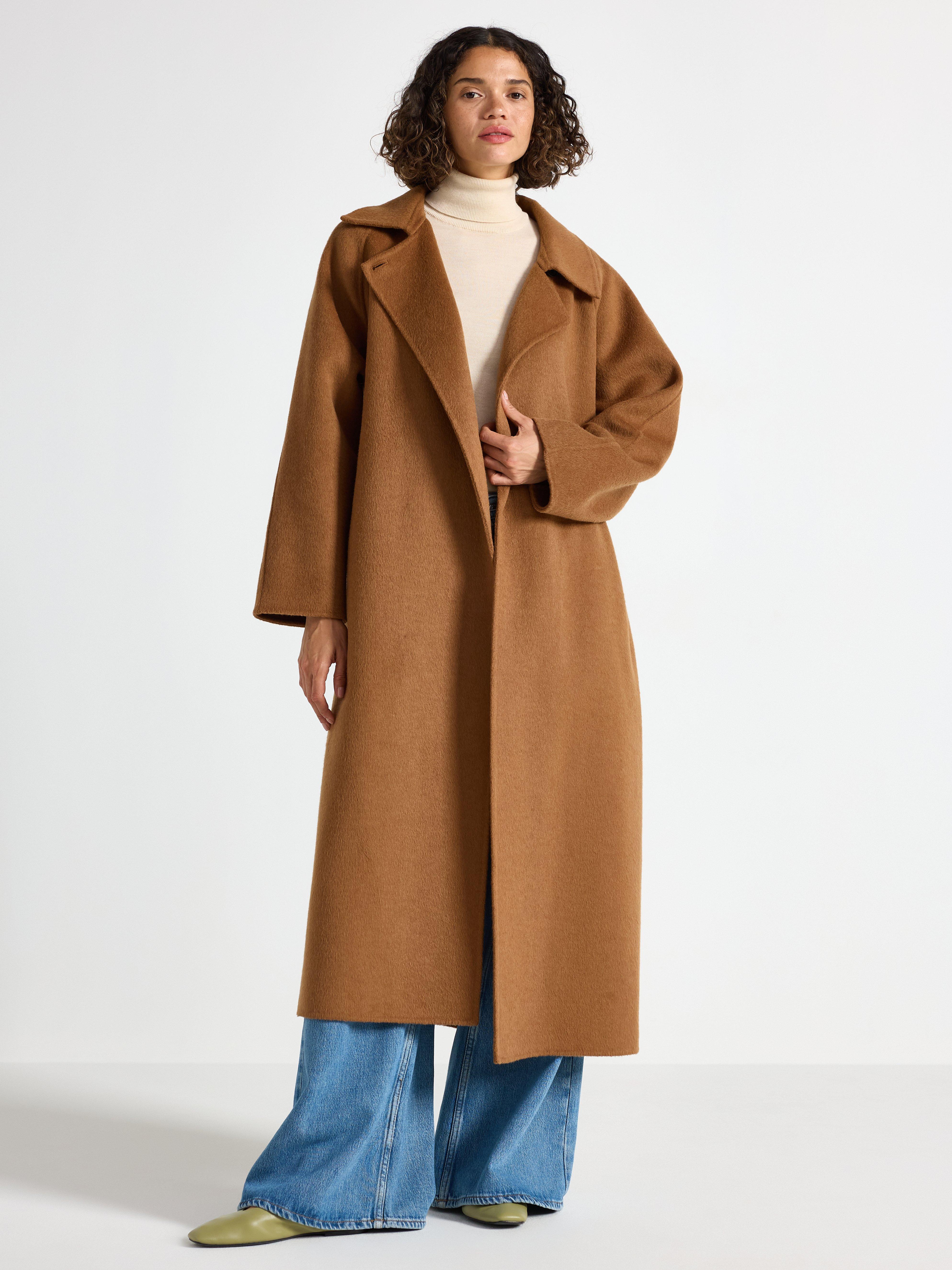Coat in wool blend