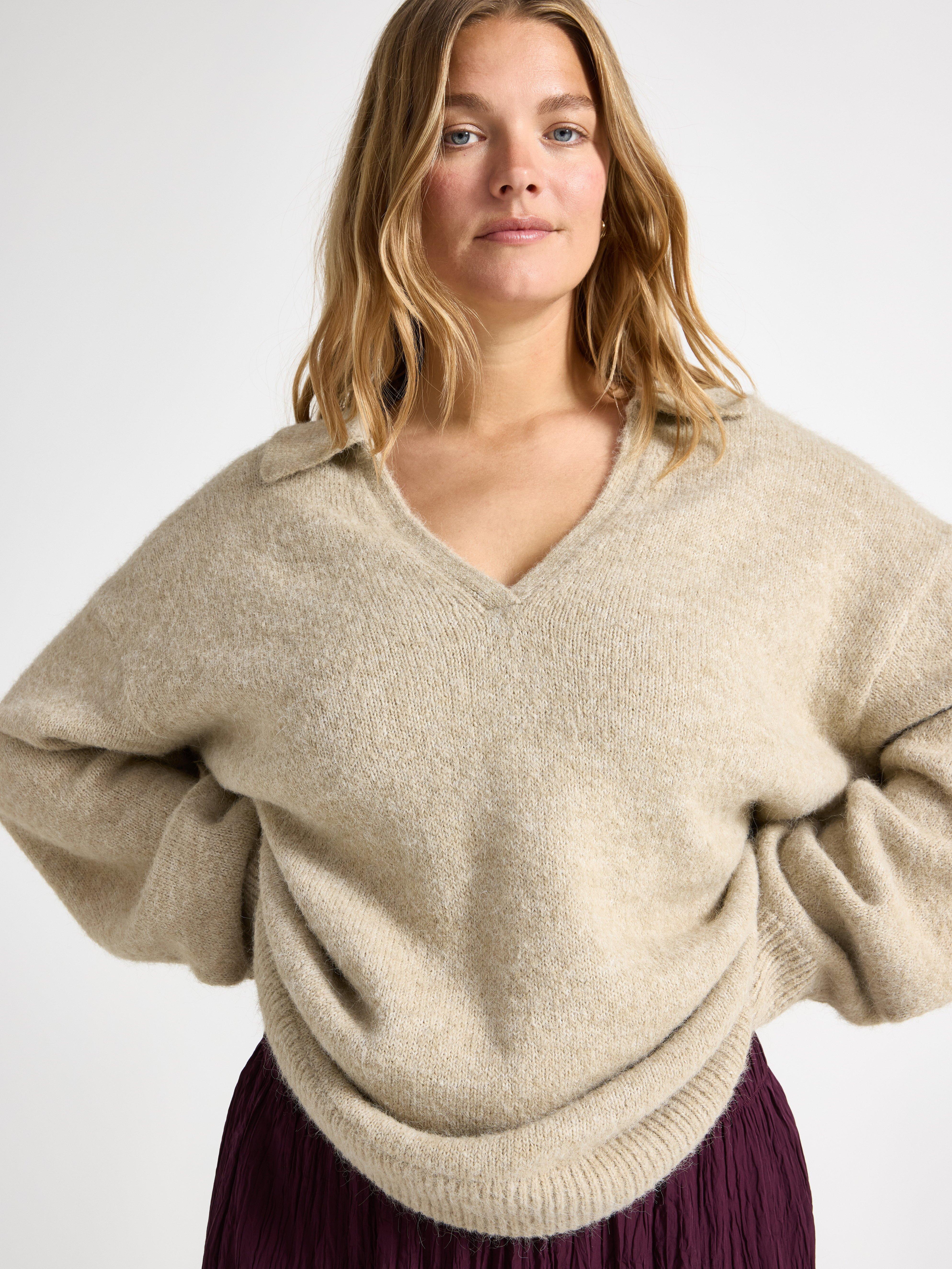 Sweater - Womens Wear - Green