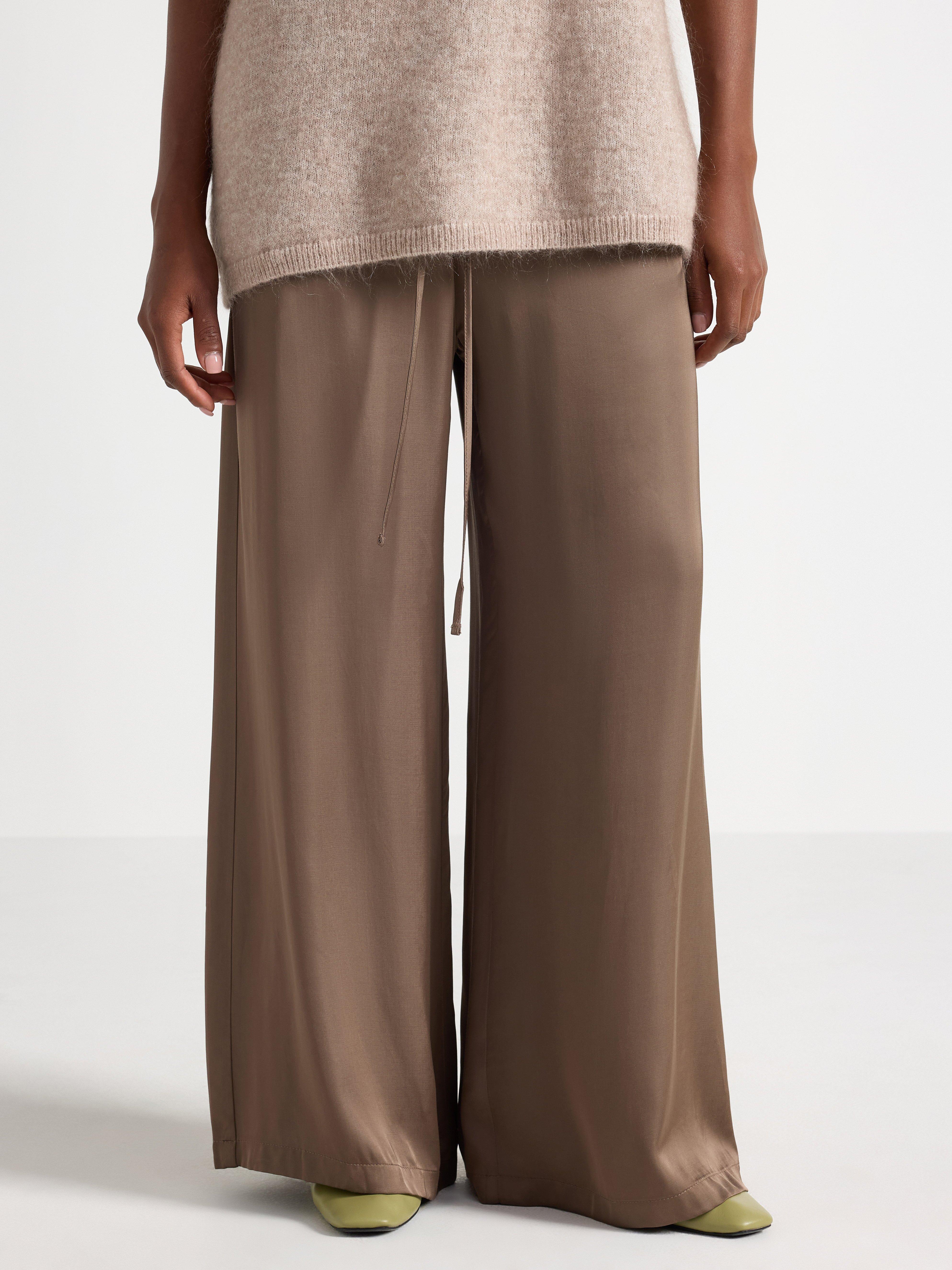 Trousers - Womens Wear - Brown