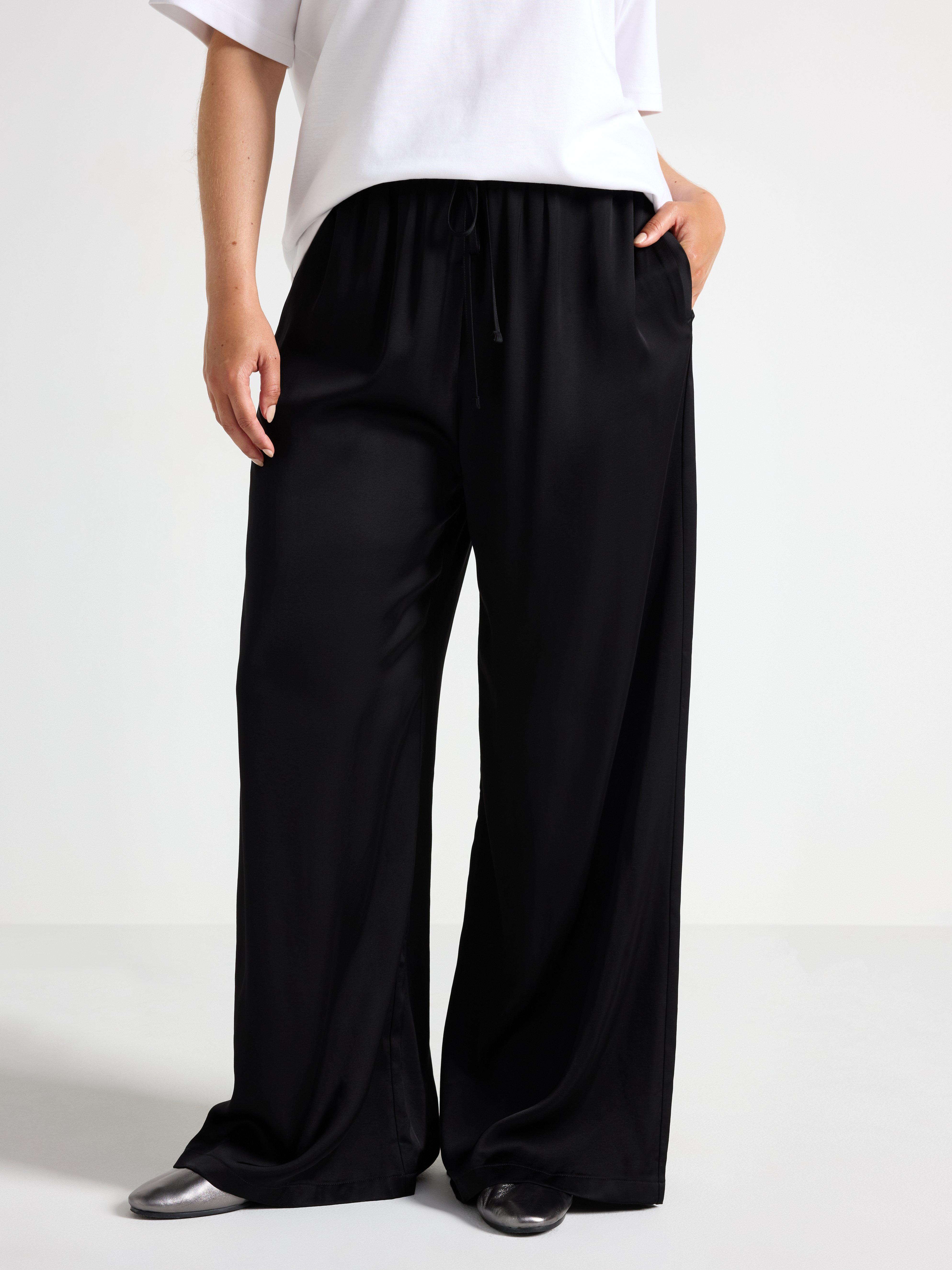 Trousers - Womens Wear - Black