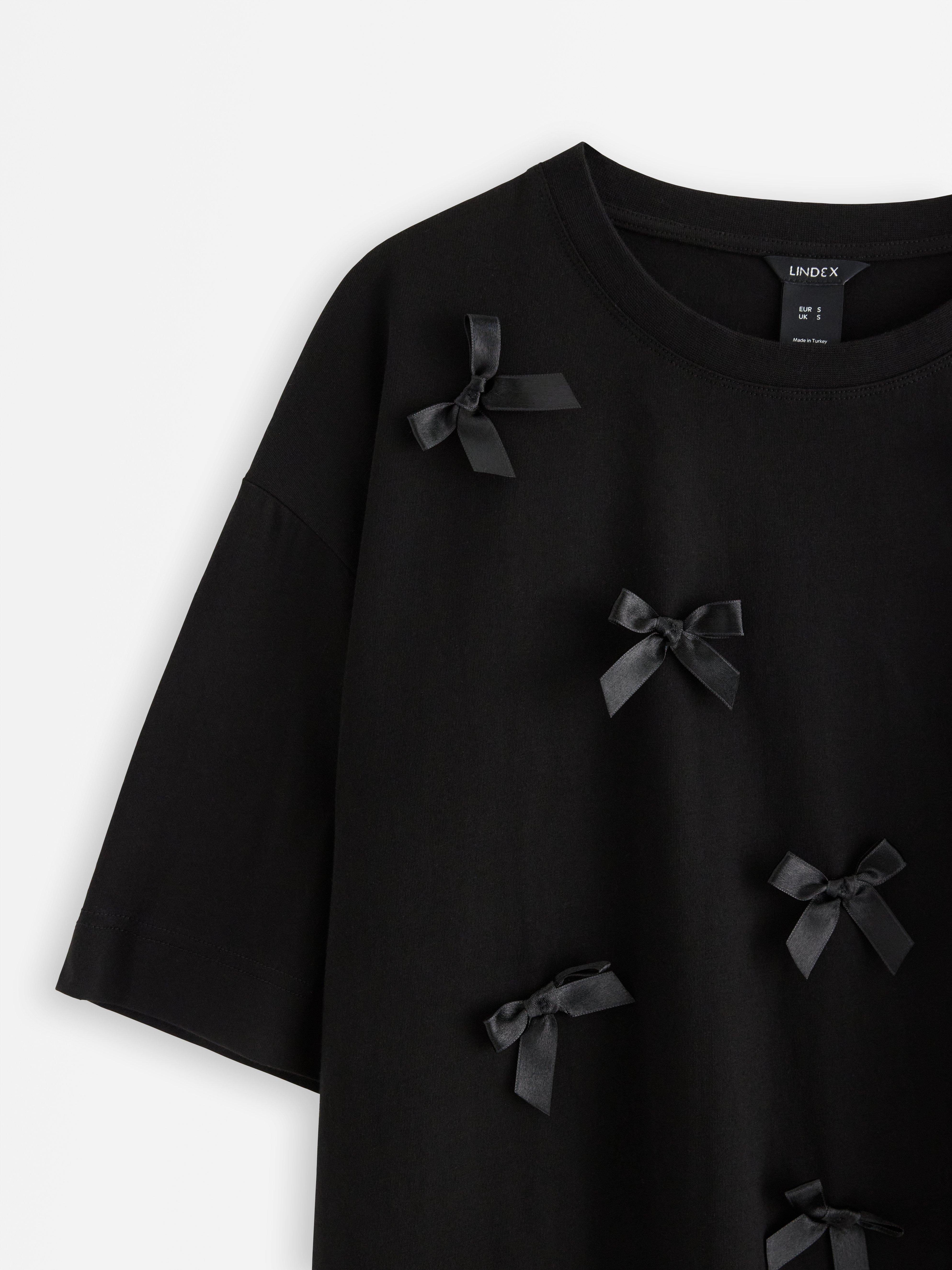 T-shirt - Womens Wear - Black