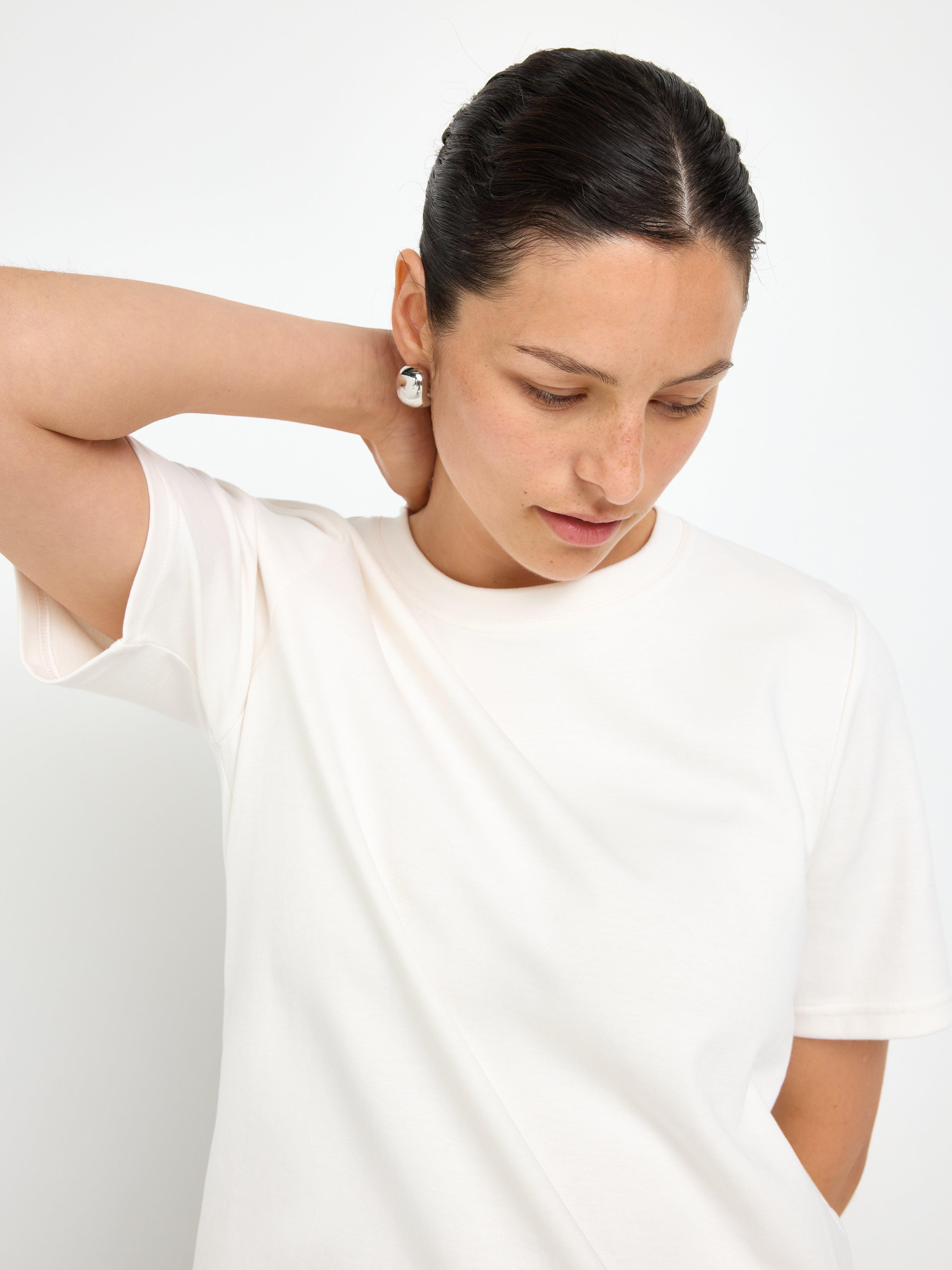 T-shirt - Womens Wear - White