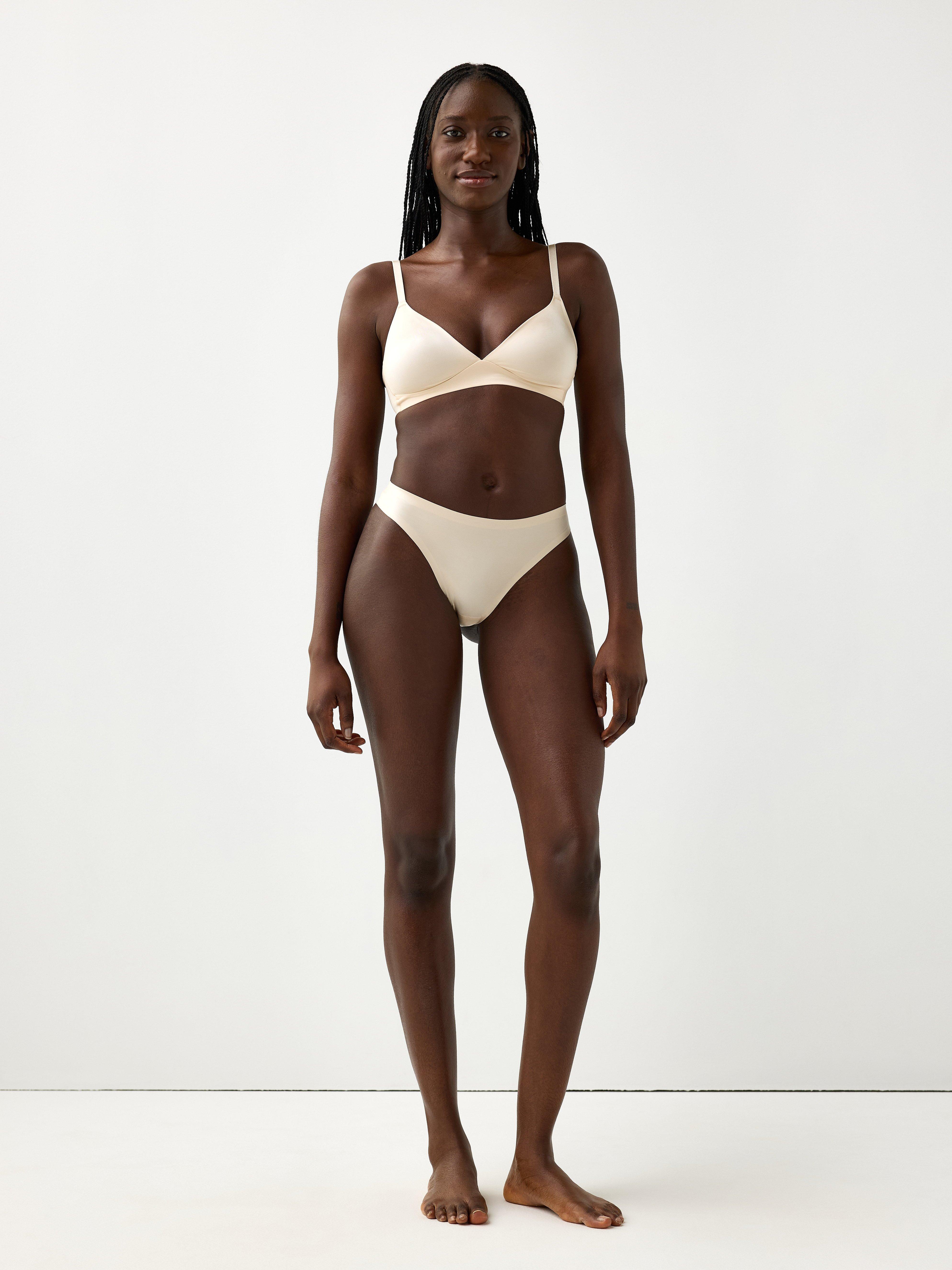 Stringit Regular - Alusvaatteet - Beige