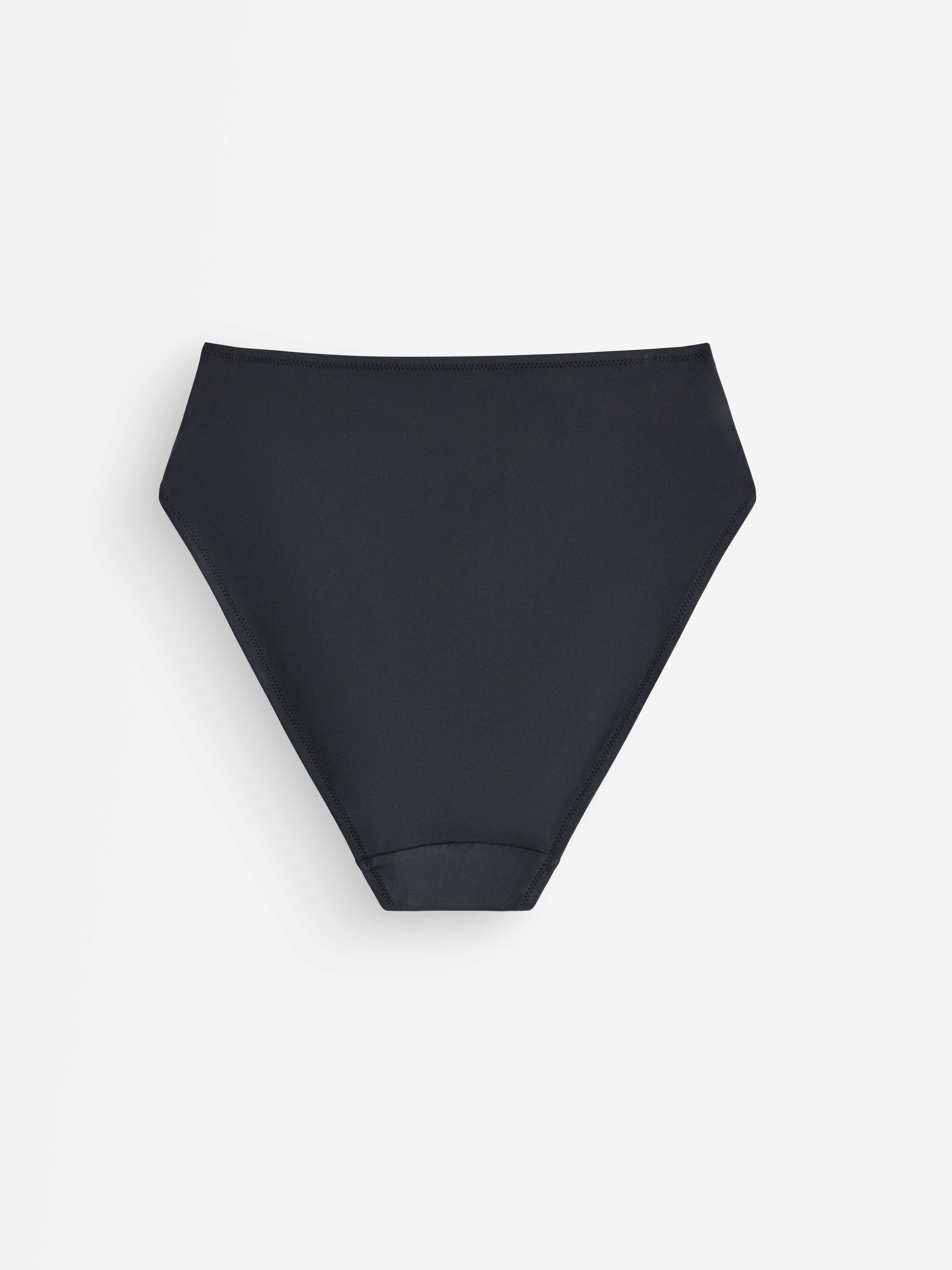 Bikini High - Alusvaatteet - Musta
