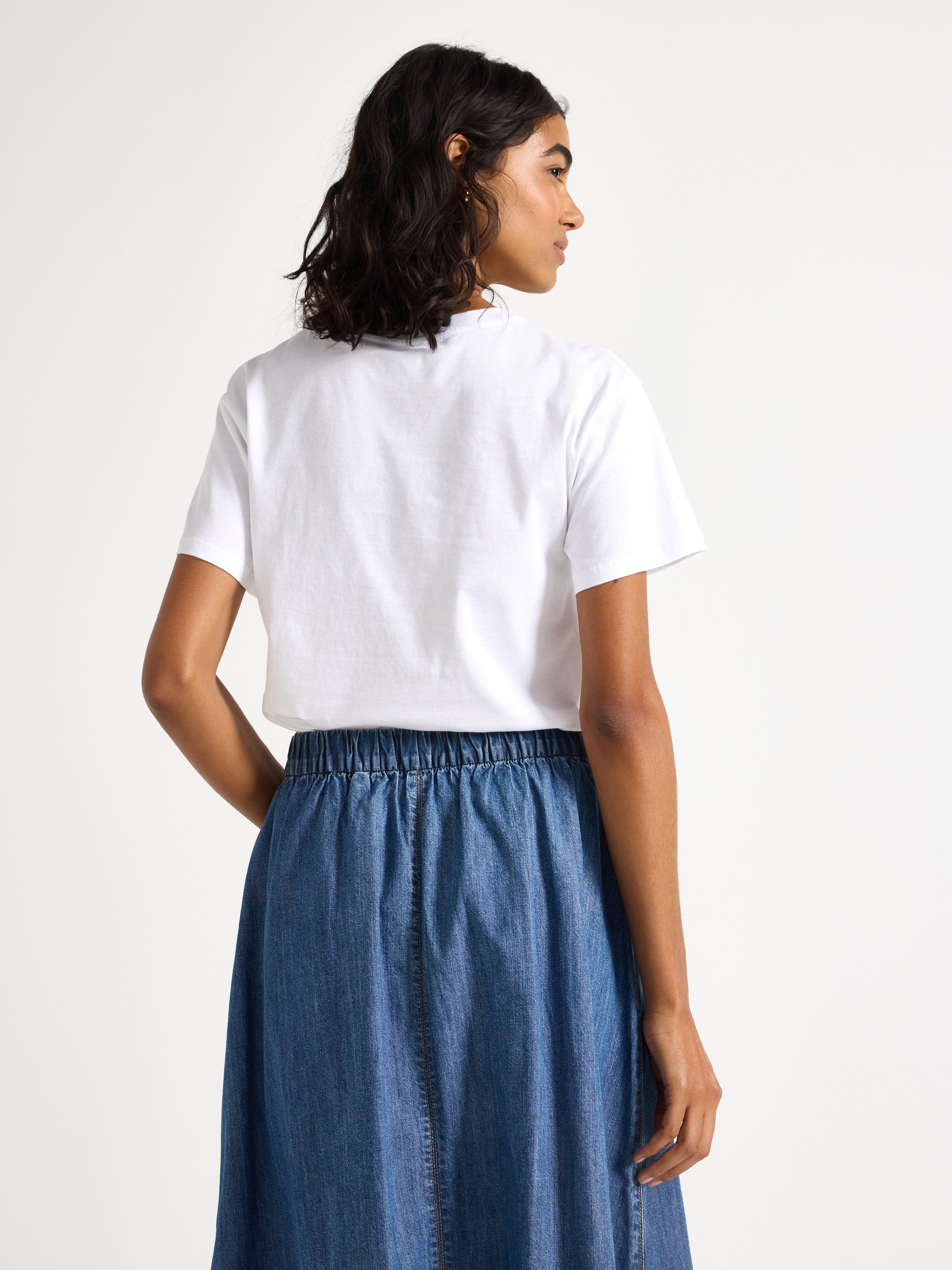 T-shirt - Womens Wear - White