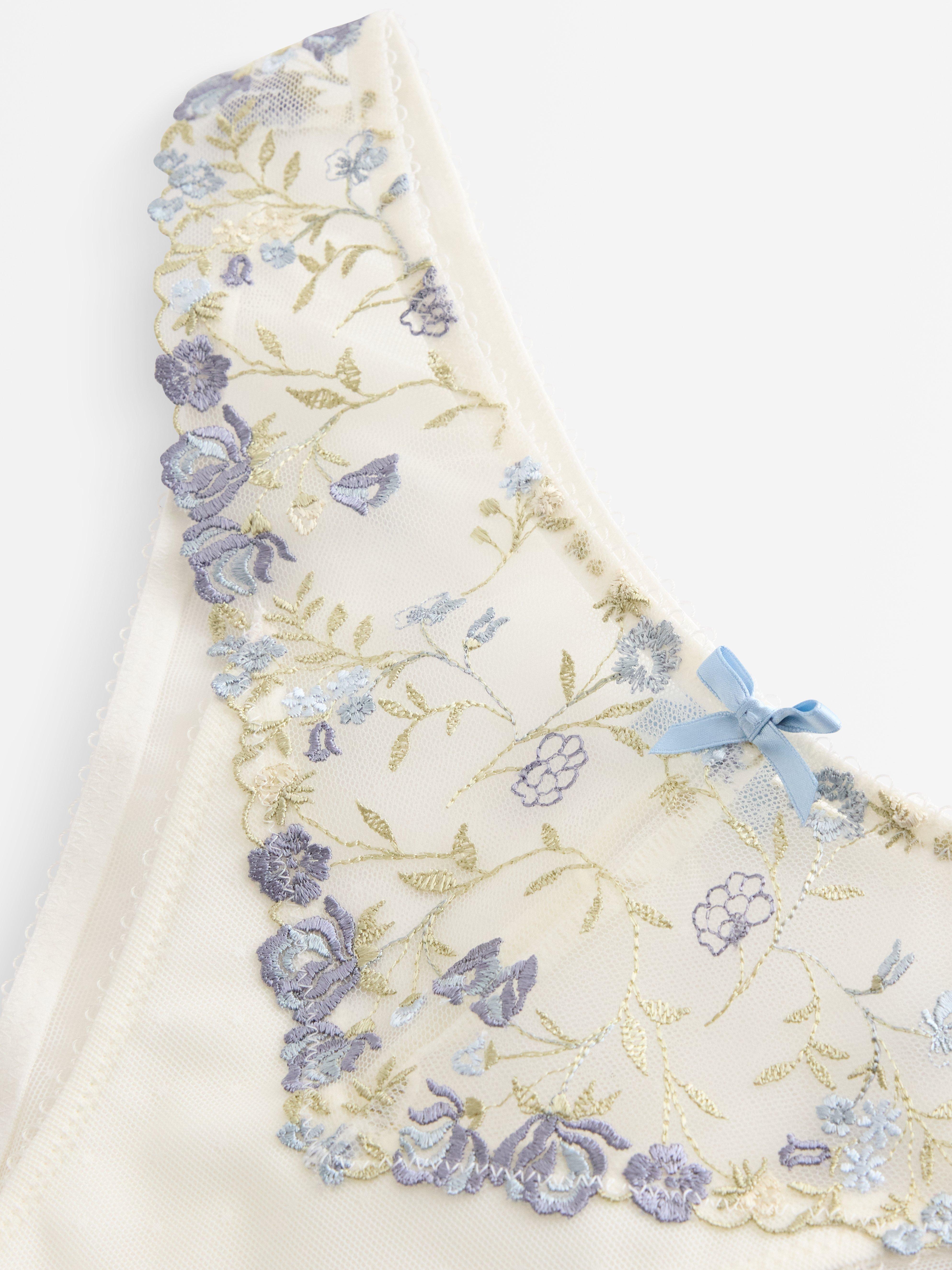 Brazilian Regular - Lingerie - White