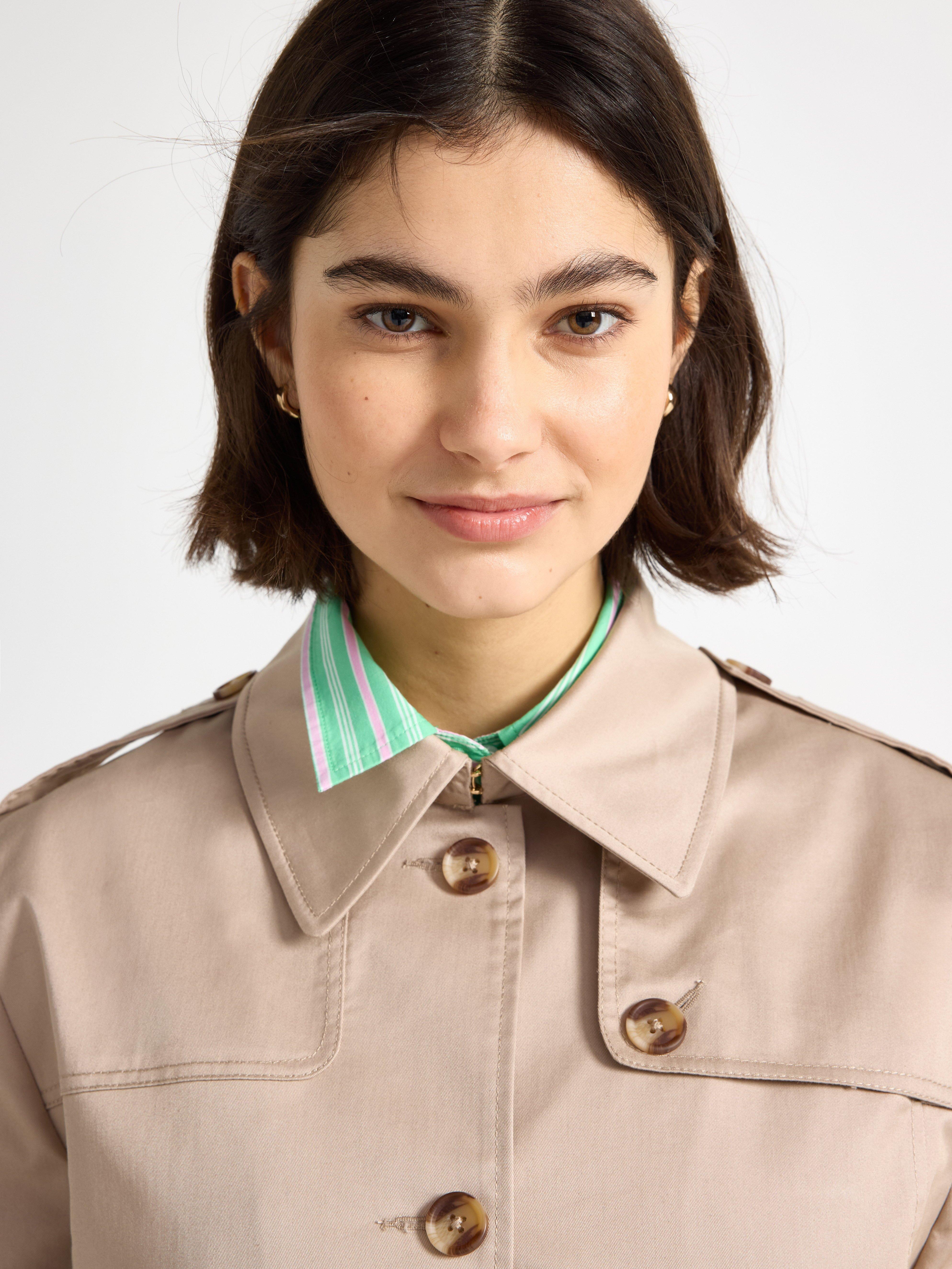 Trenssi - Naiset - Beige