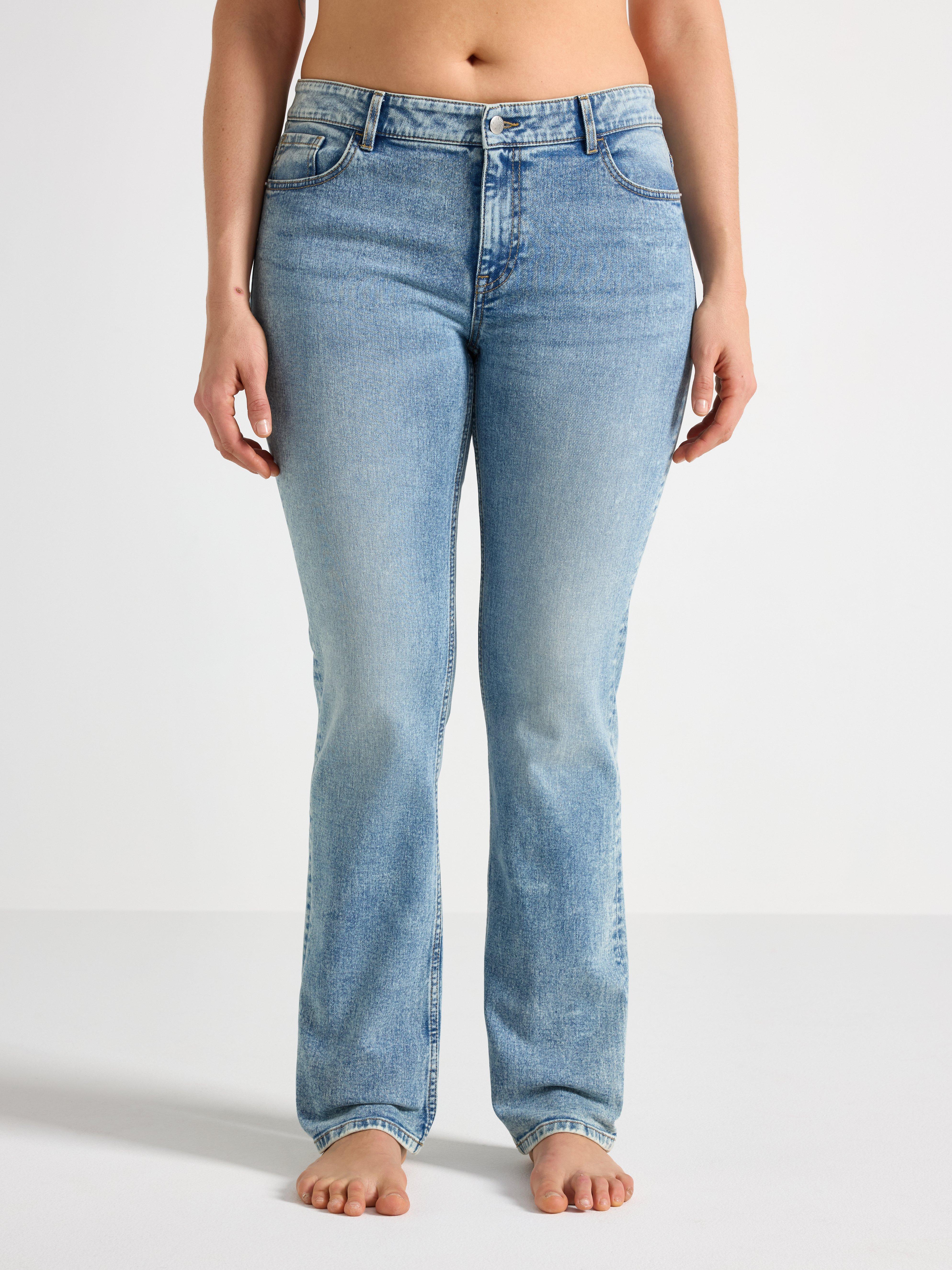 Jeans - Womens Wear - Blank
