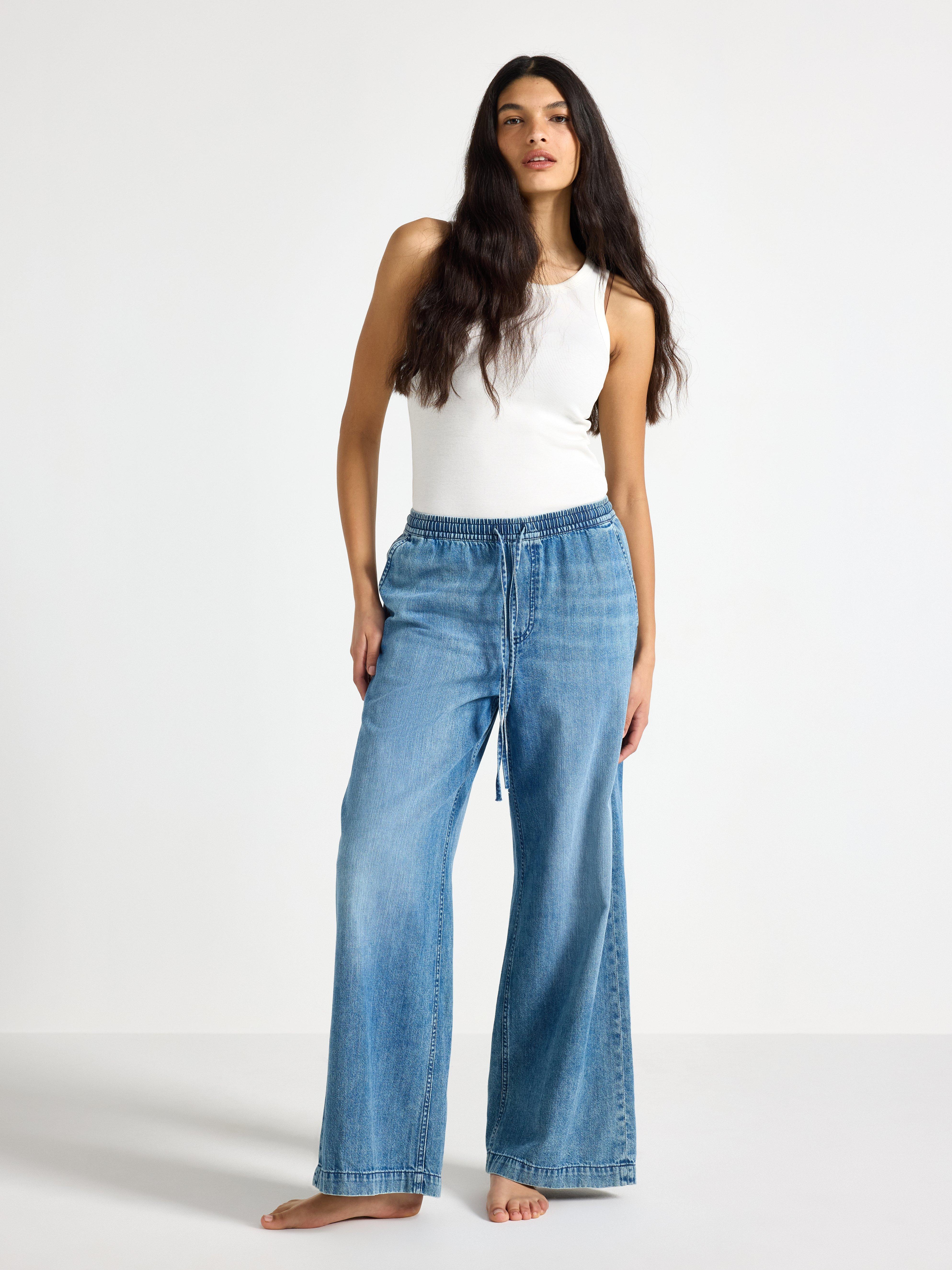 Jeans - Womens Wear - Blank