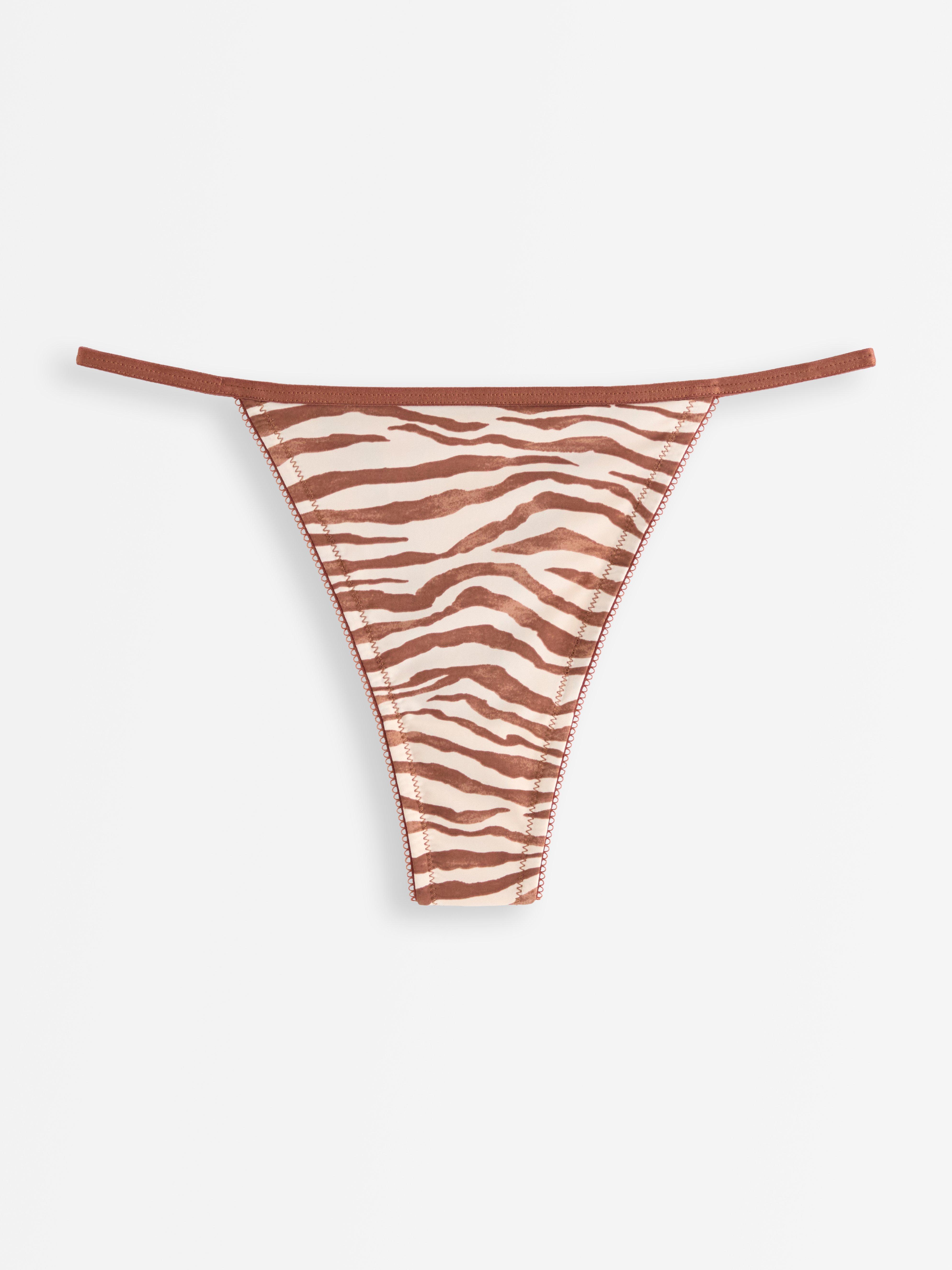 Stringtruse med normalt liv - Undertøy - Beige