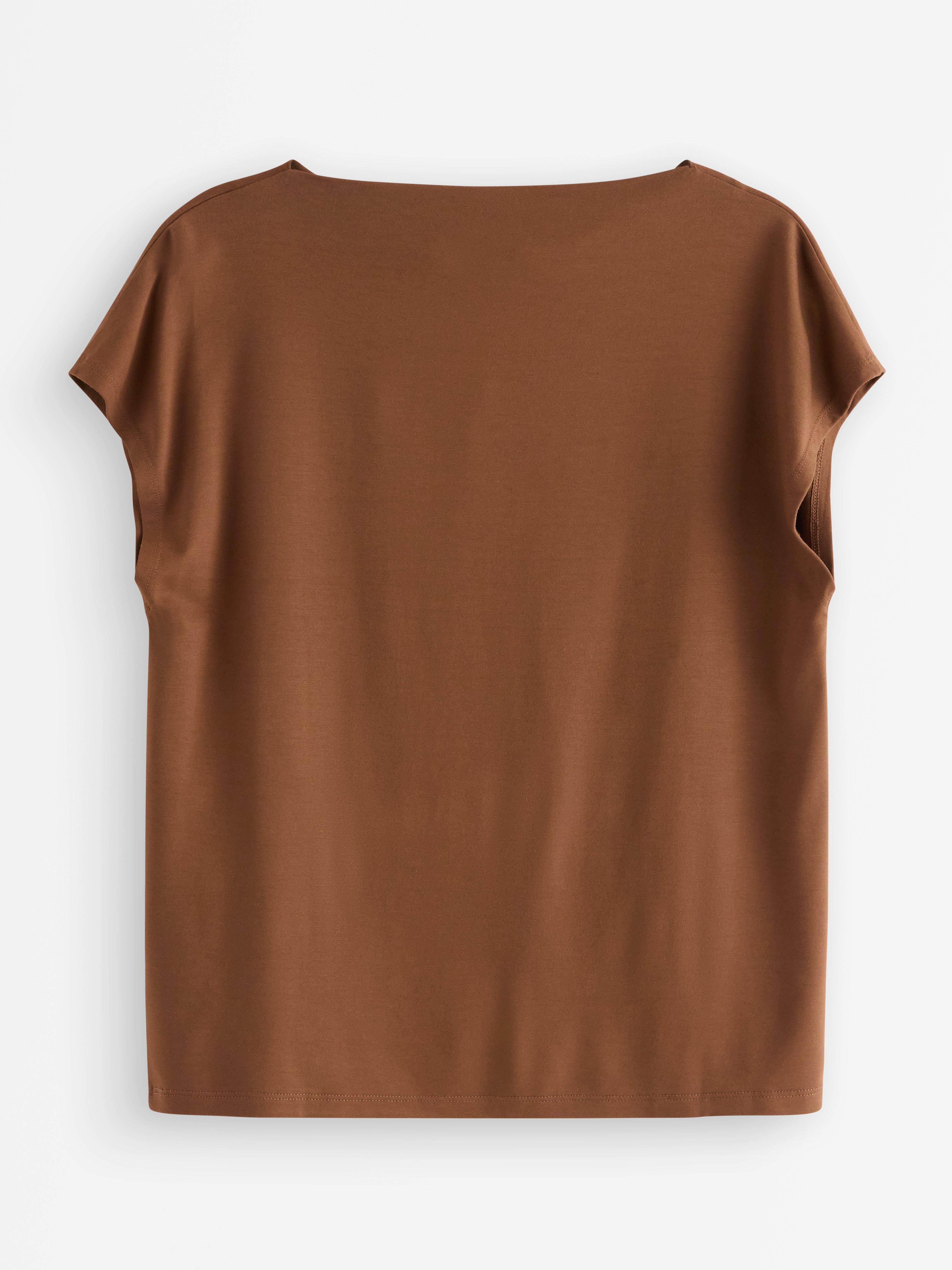 Topp - Dam - Brun