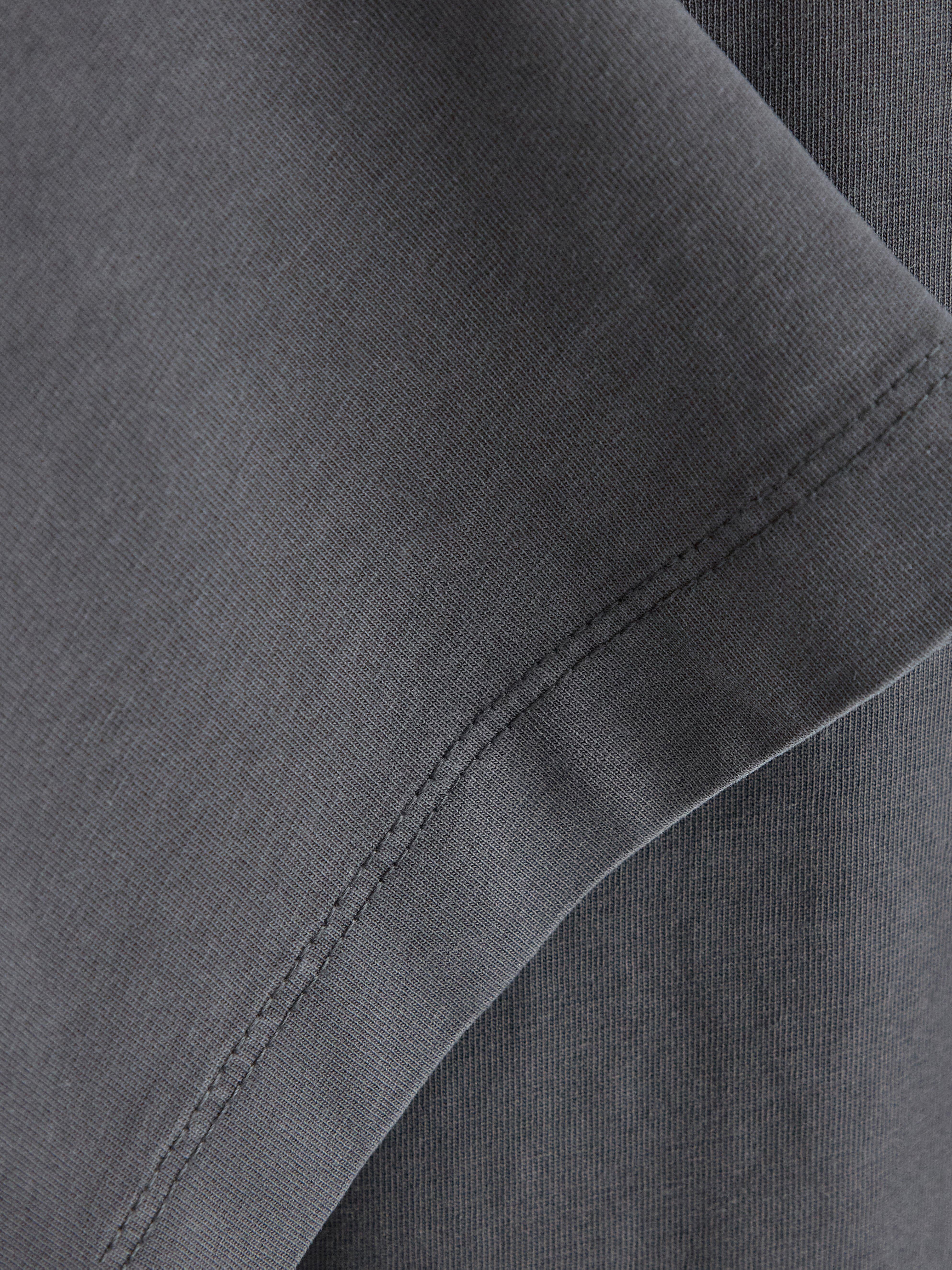 T-shirt - Dam - Svart