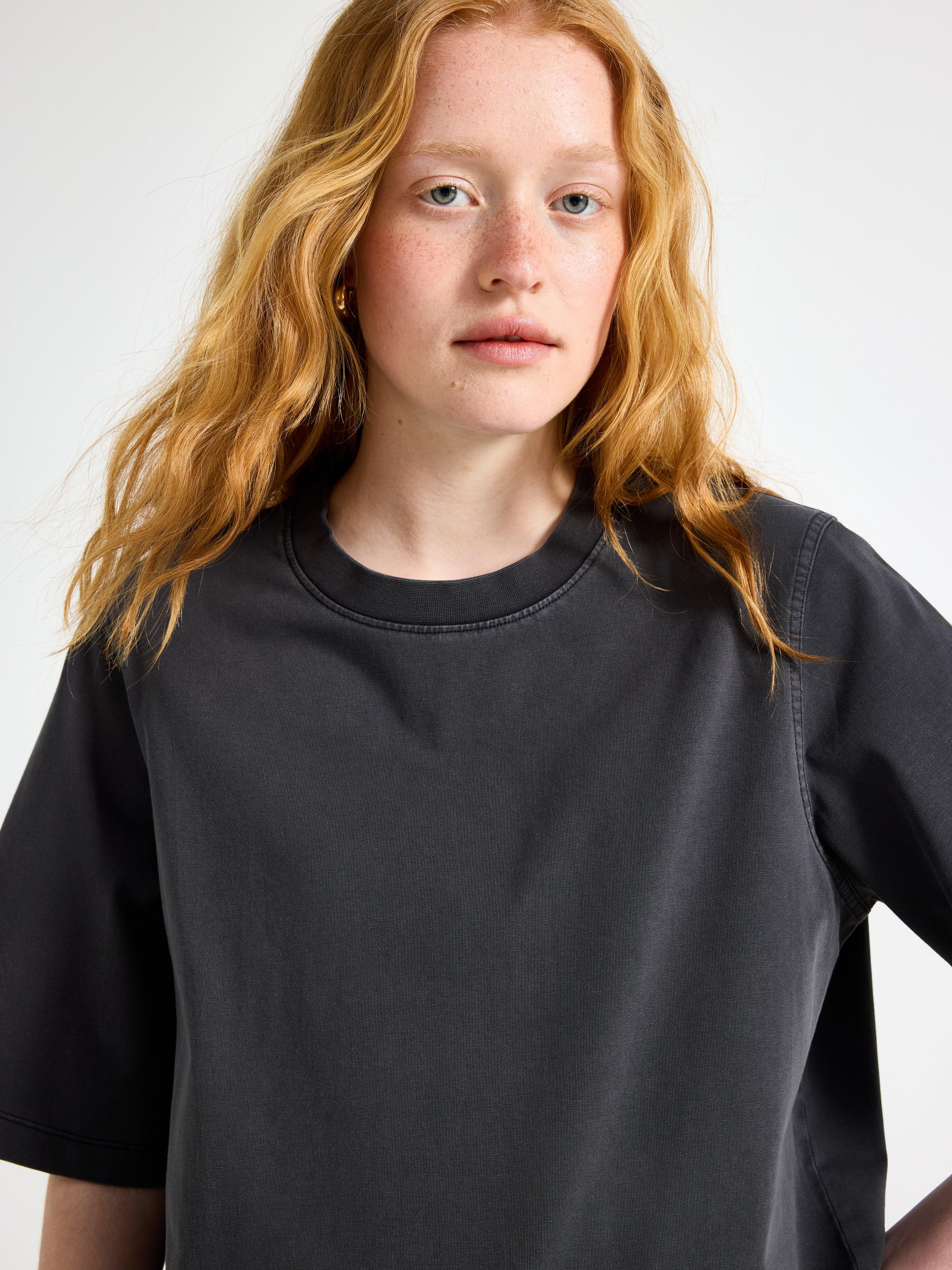 T-shirt - Dame - Svart