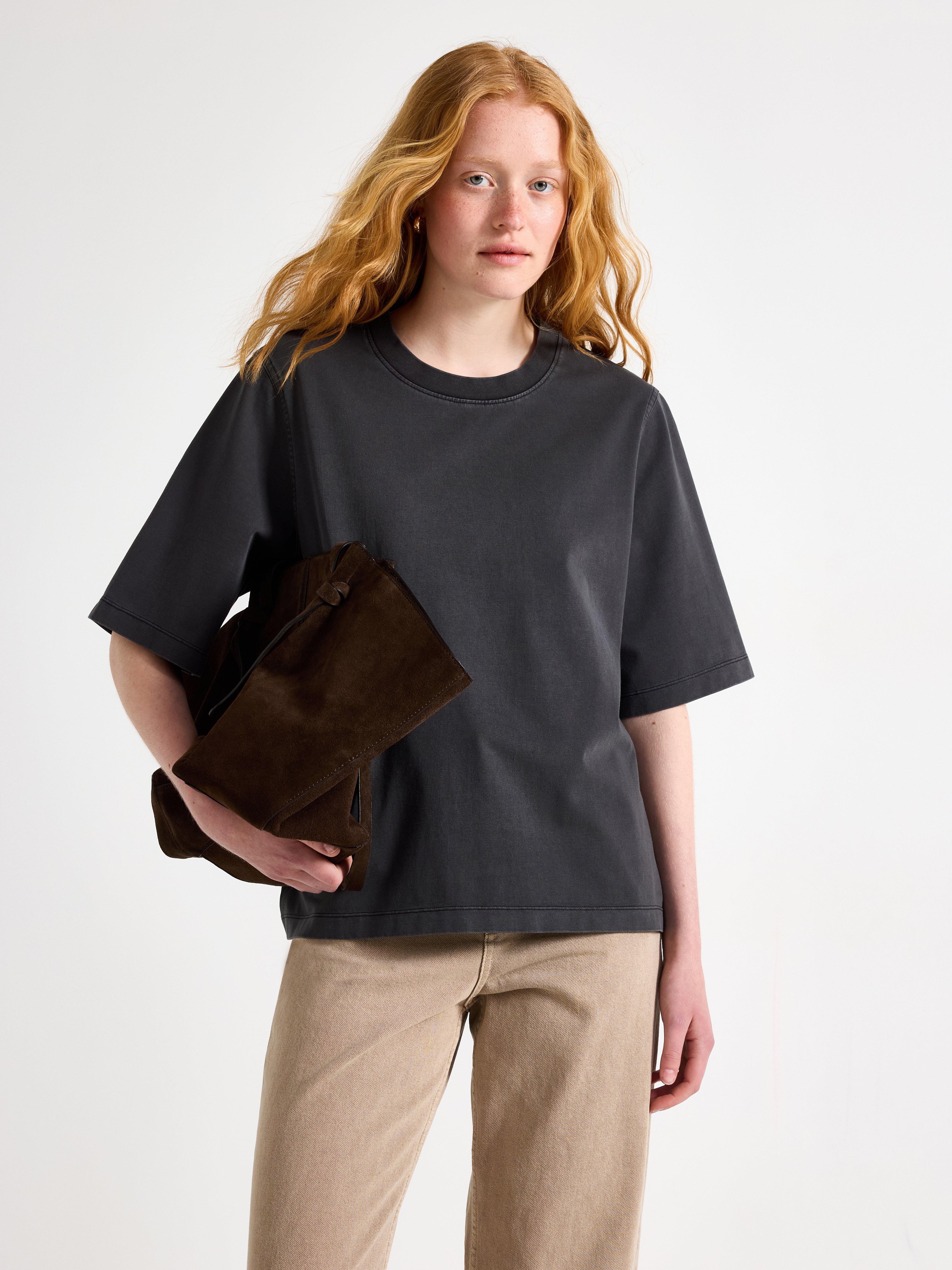 T-shirt - Womens Wear - Black