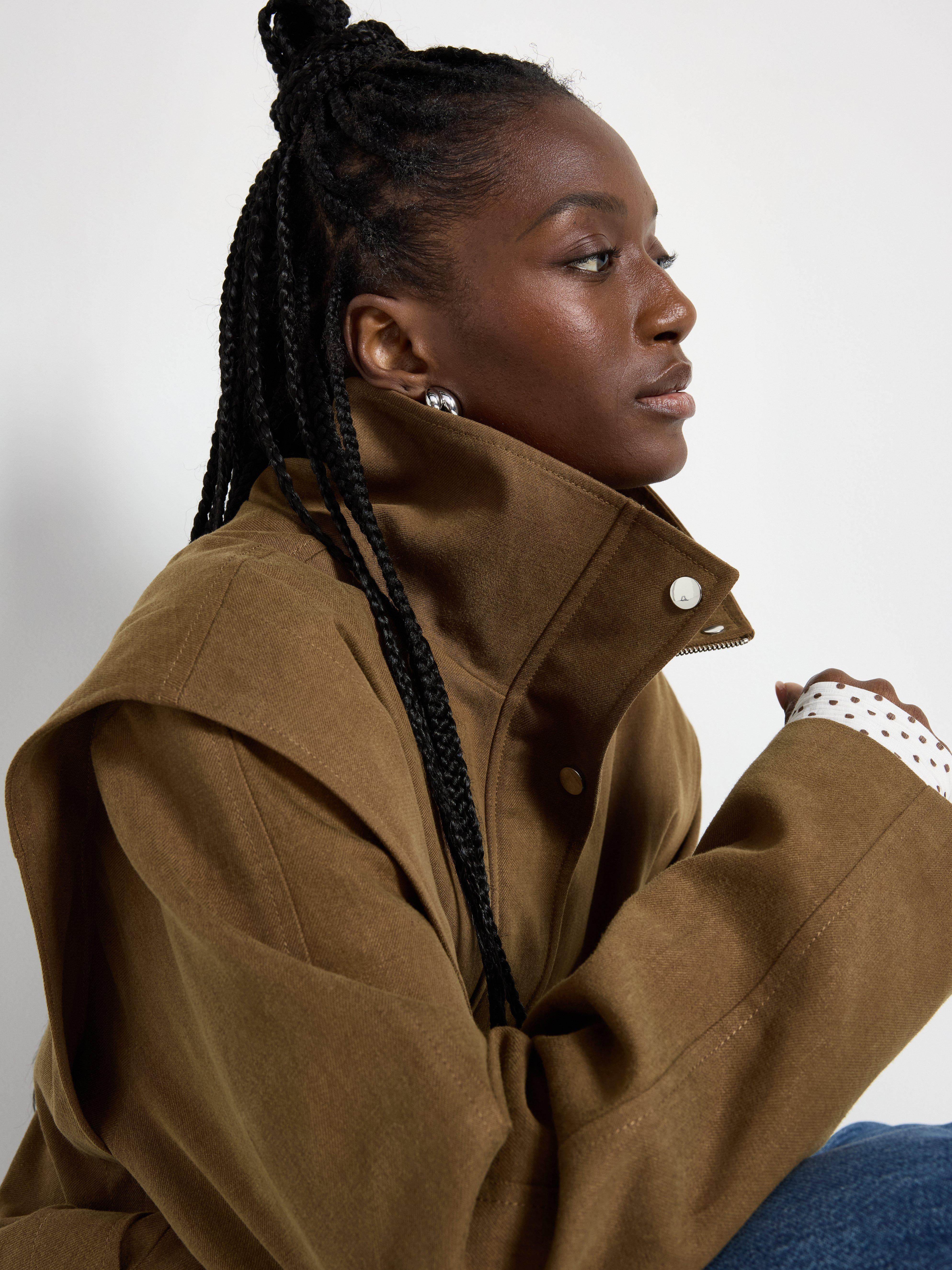 Jacket - Womens Wear - Beige