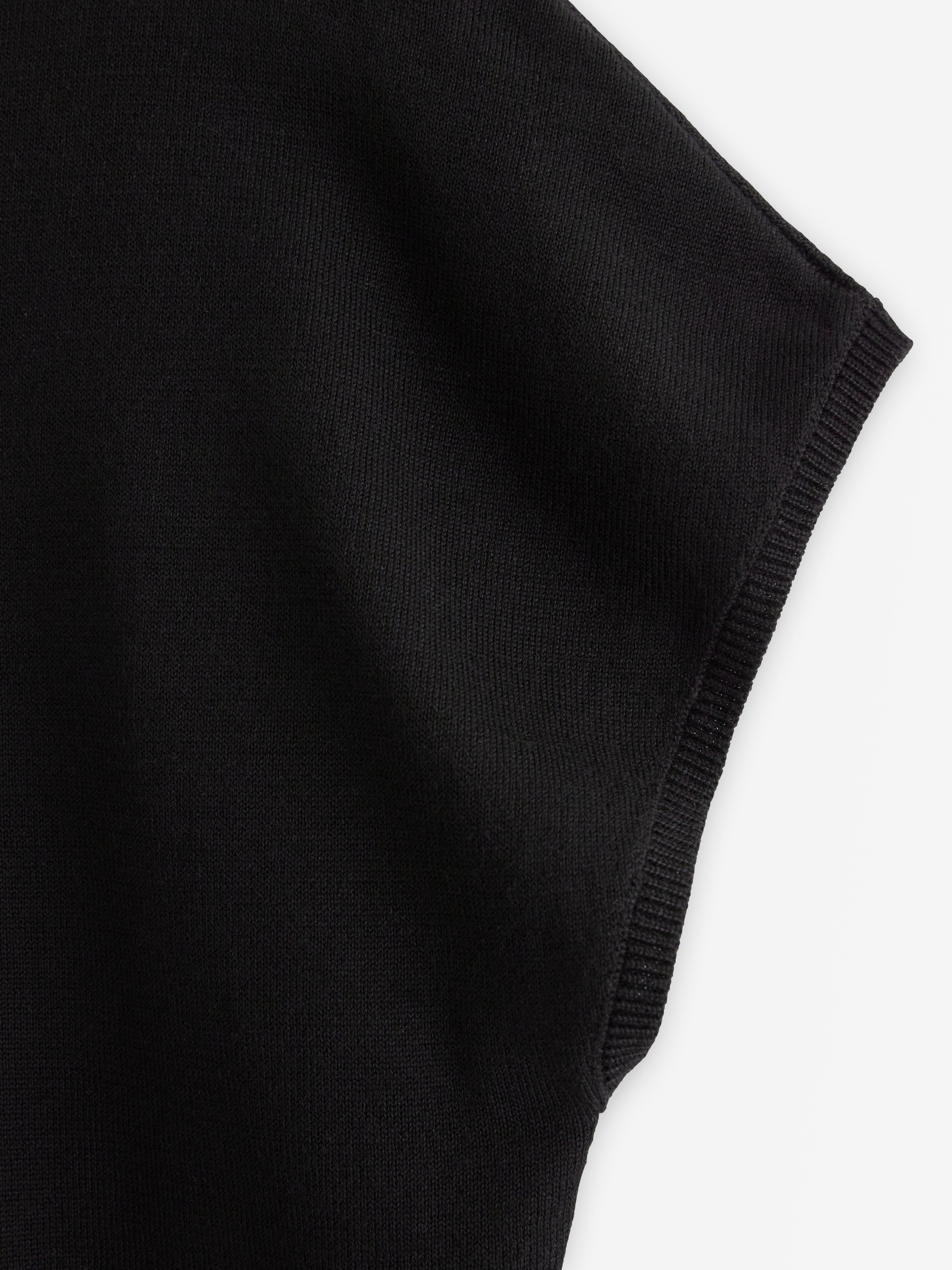 Sweater - Womens Wear - Black