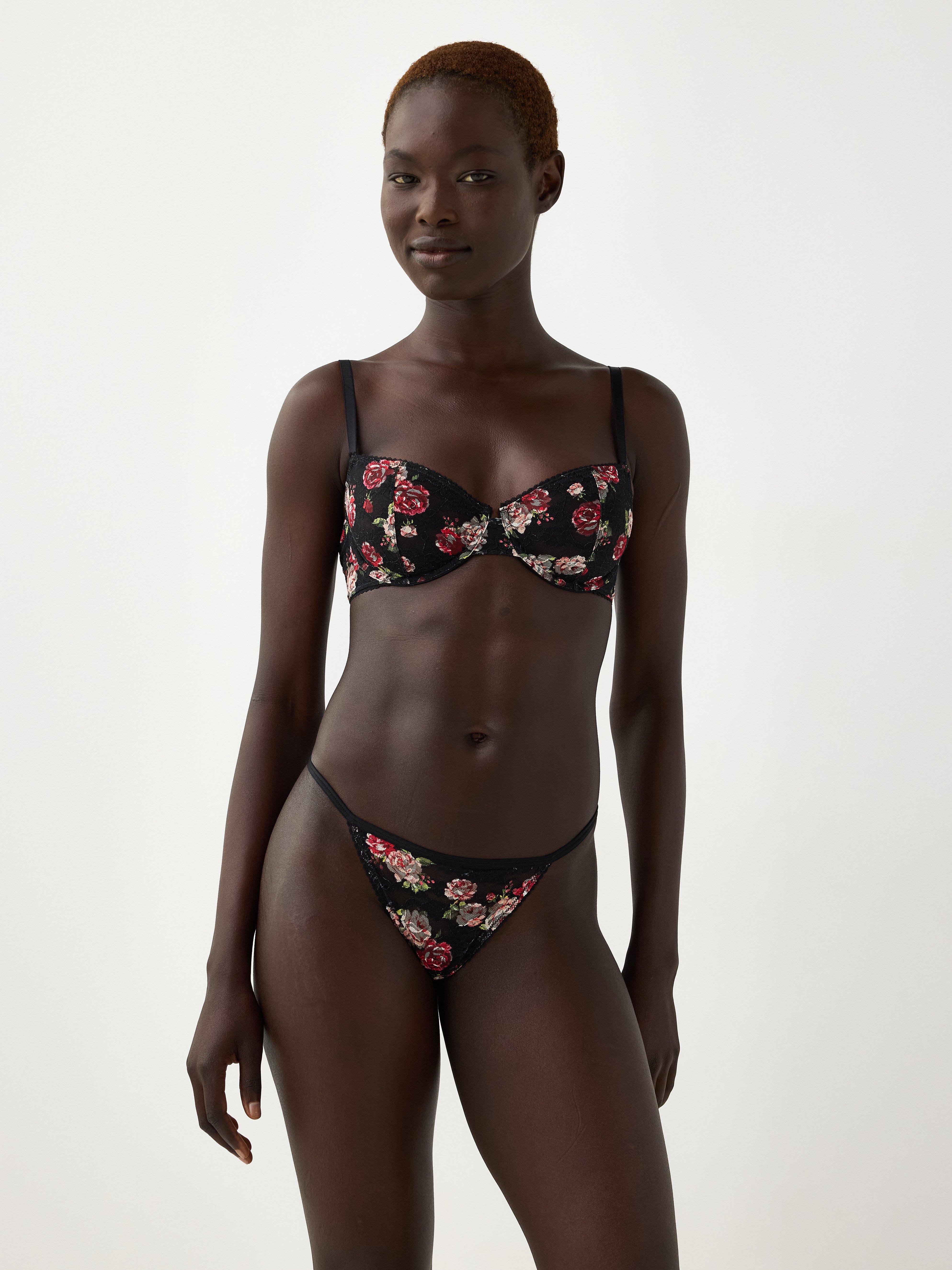 Thong Low - Lingerie - Black