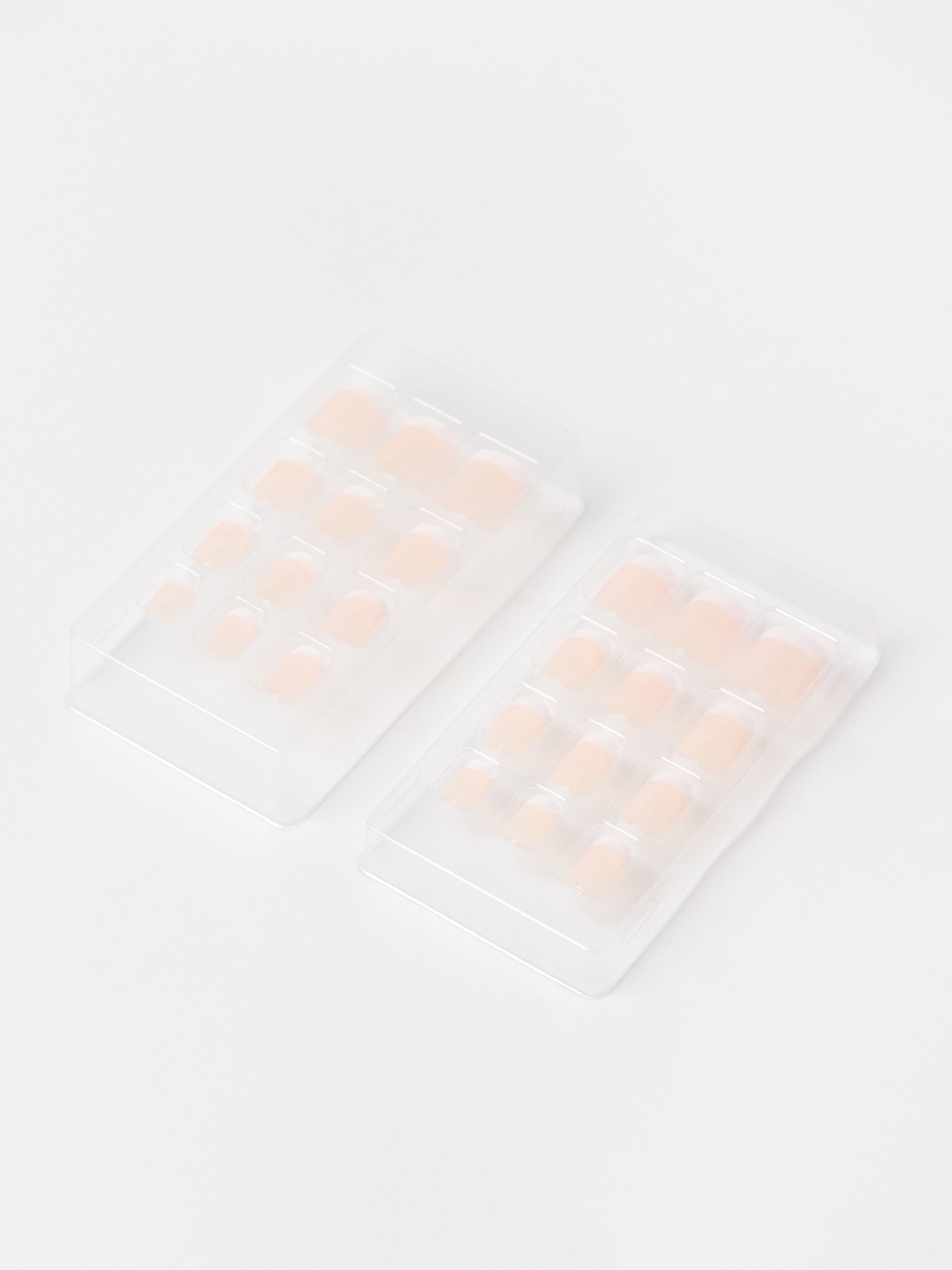 Lösnaglar - Kosmetik - Blank