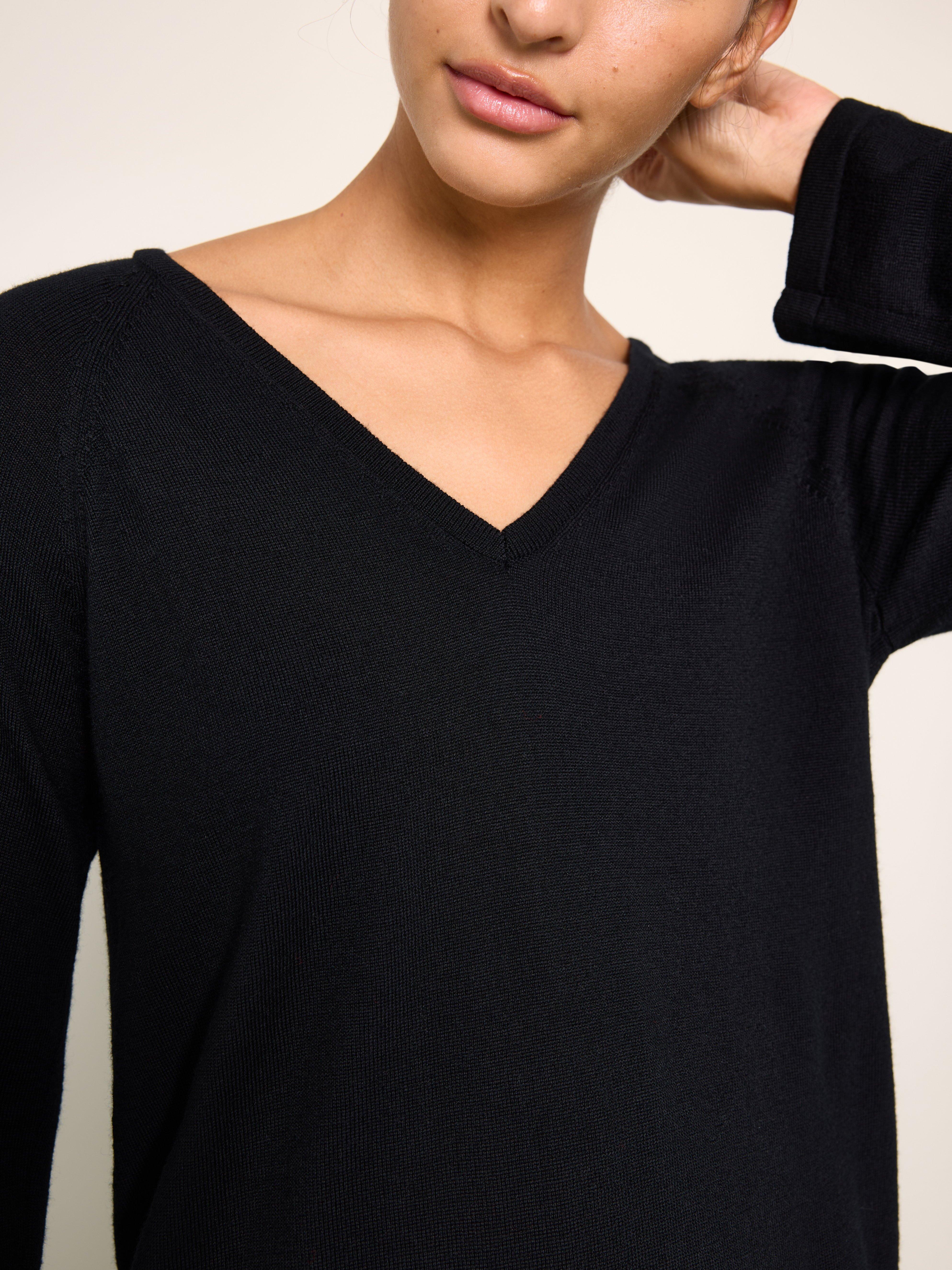 Sweater - Womens Wear - Black