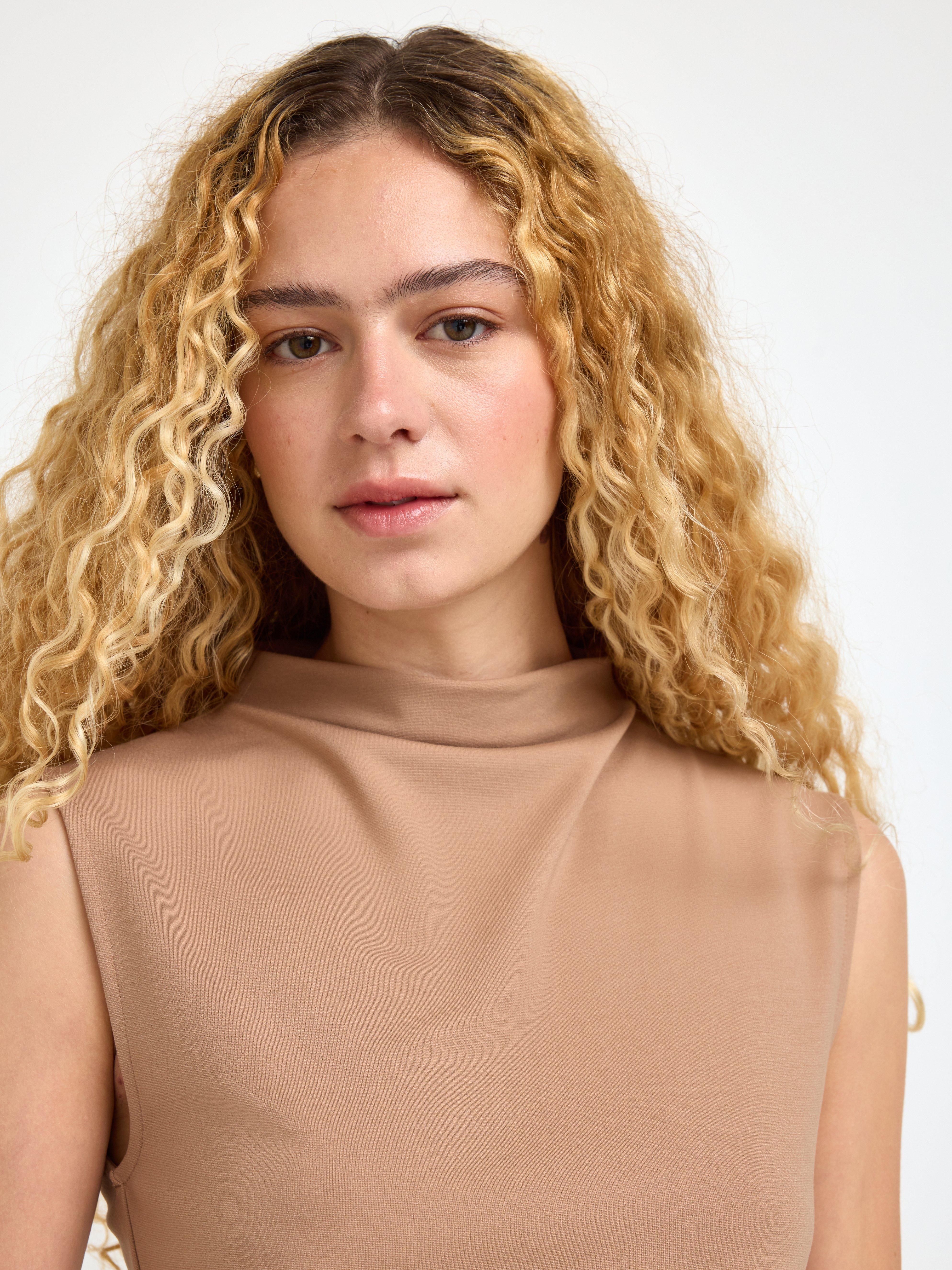 Peplum top - Ženy - Béžová
