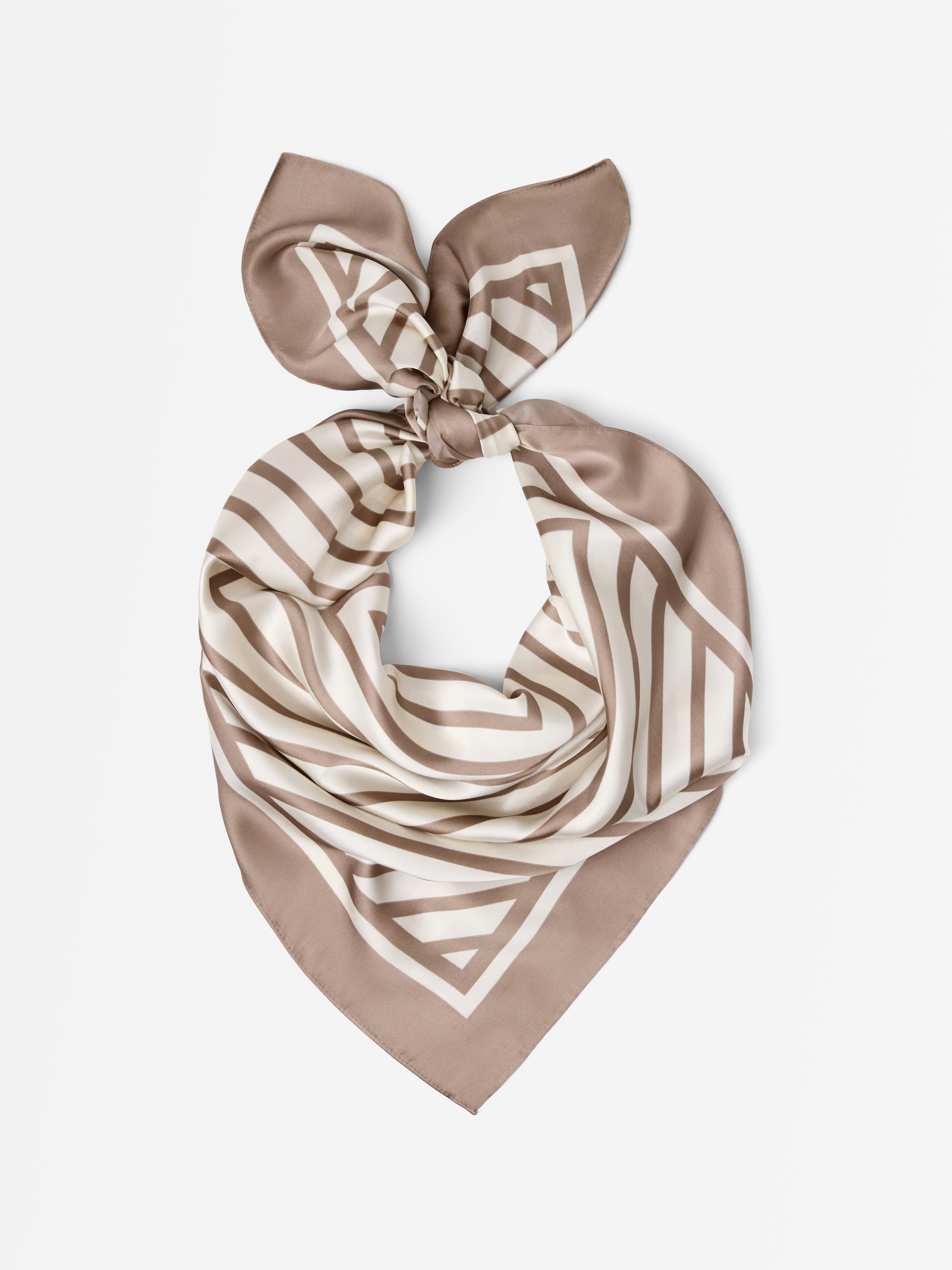 Scarf - Dam - Brun
