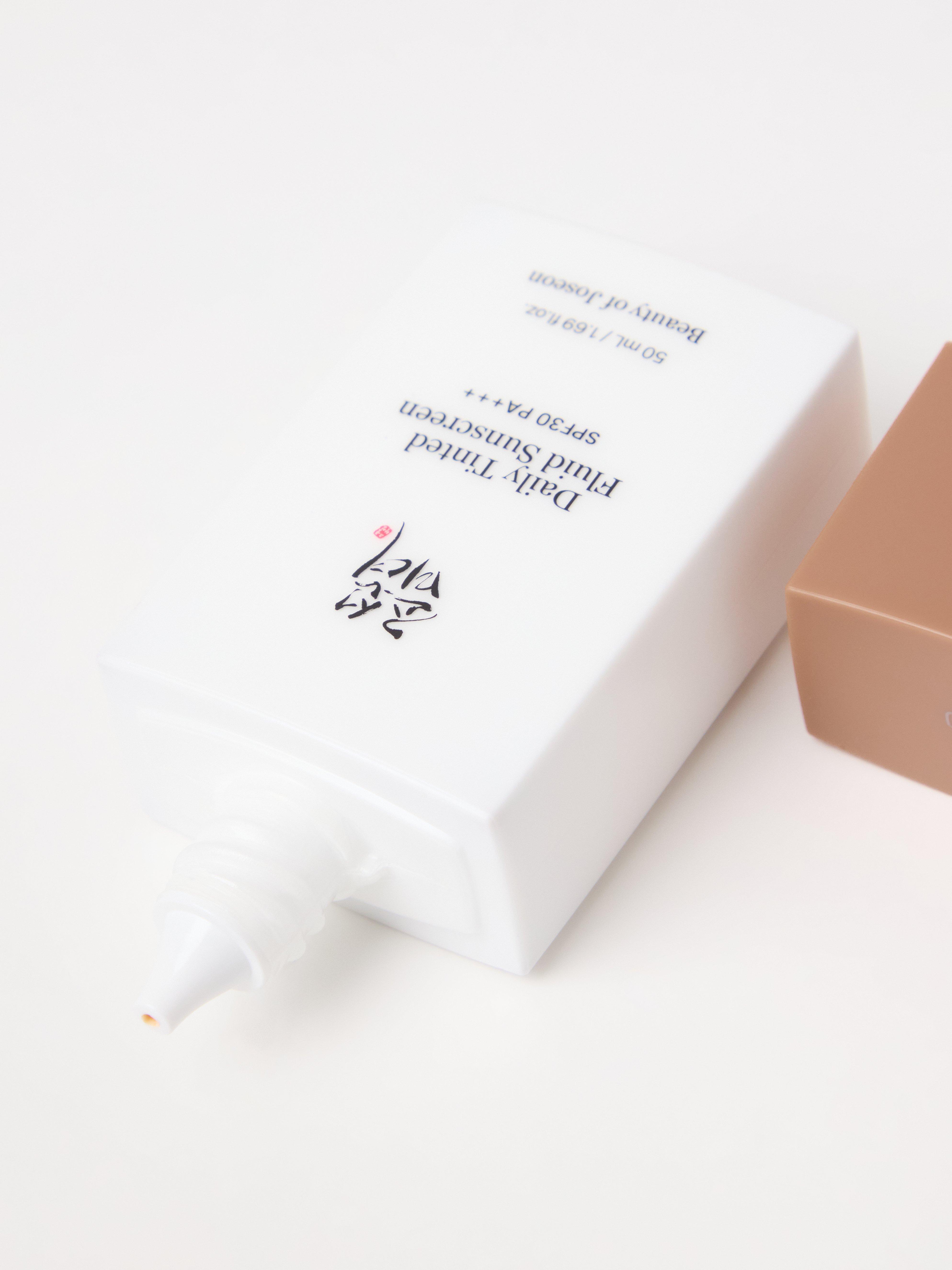 Solskyddsfaktor för ansiktet - Kosmetik - Blank
