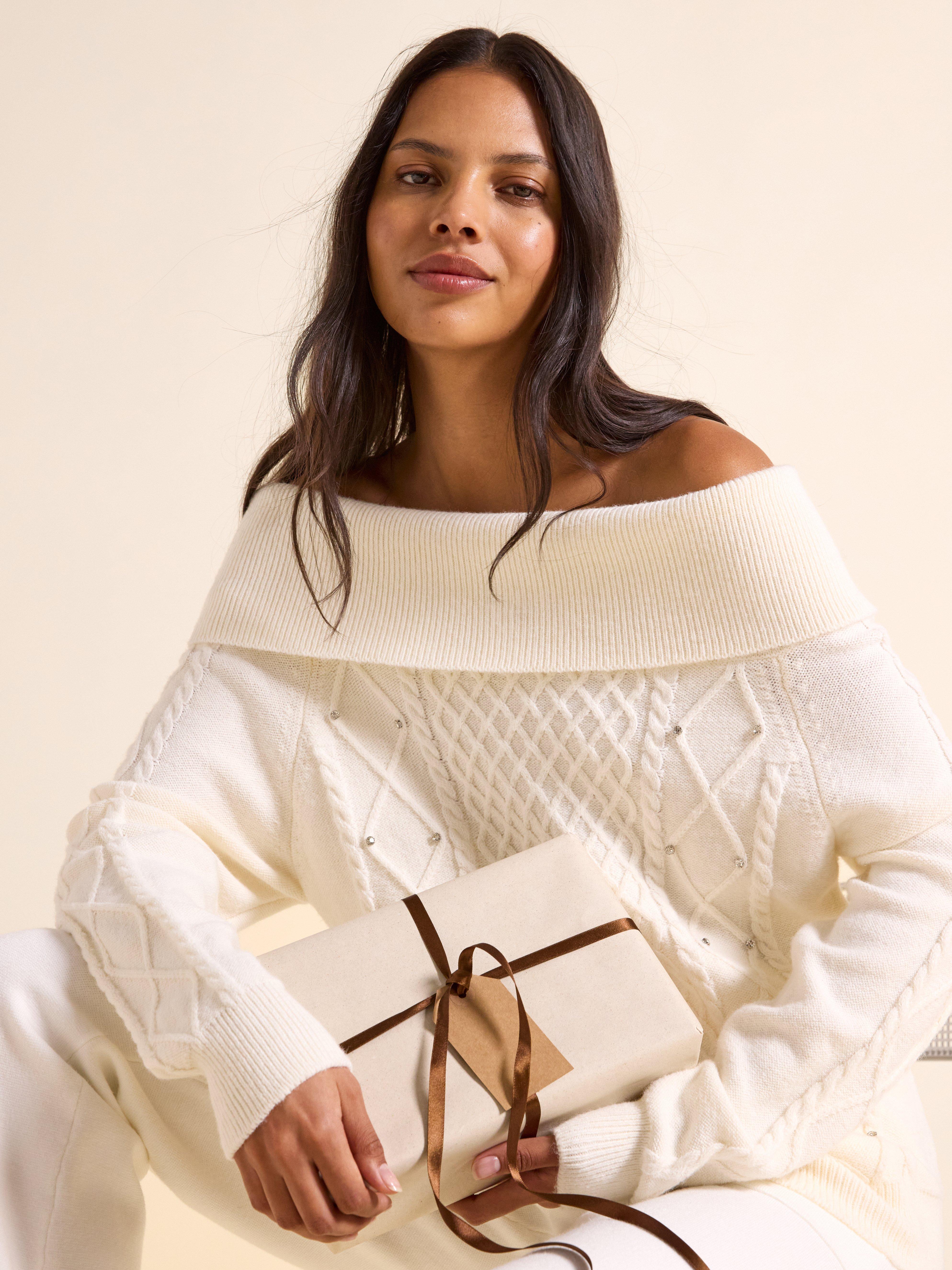 Sweater - Womens Wear - White