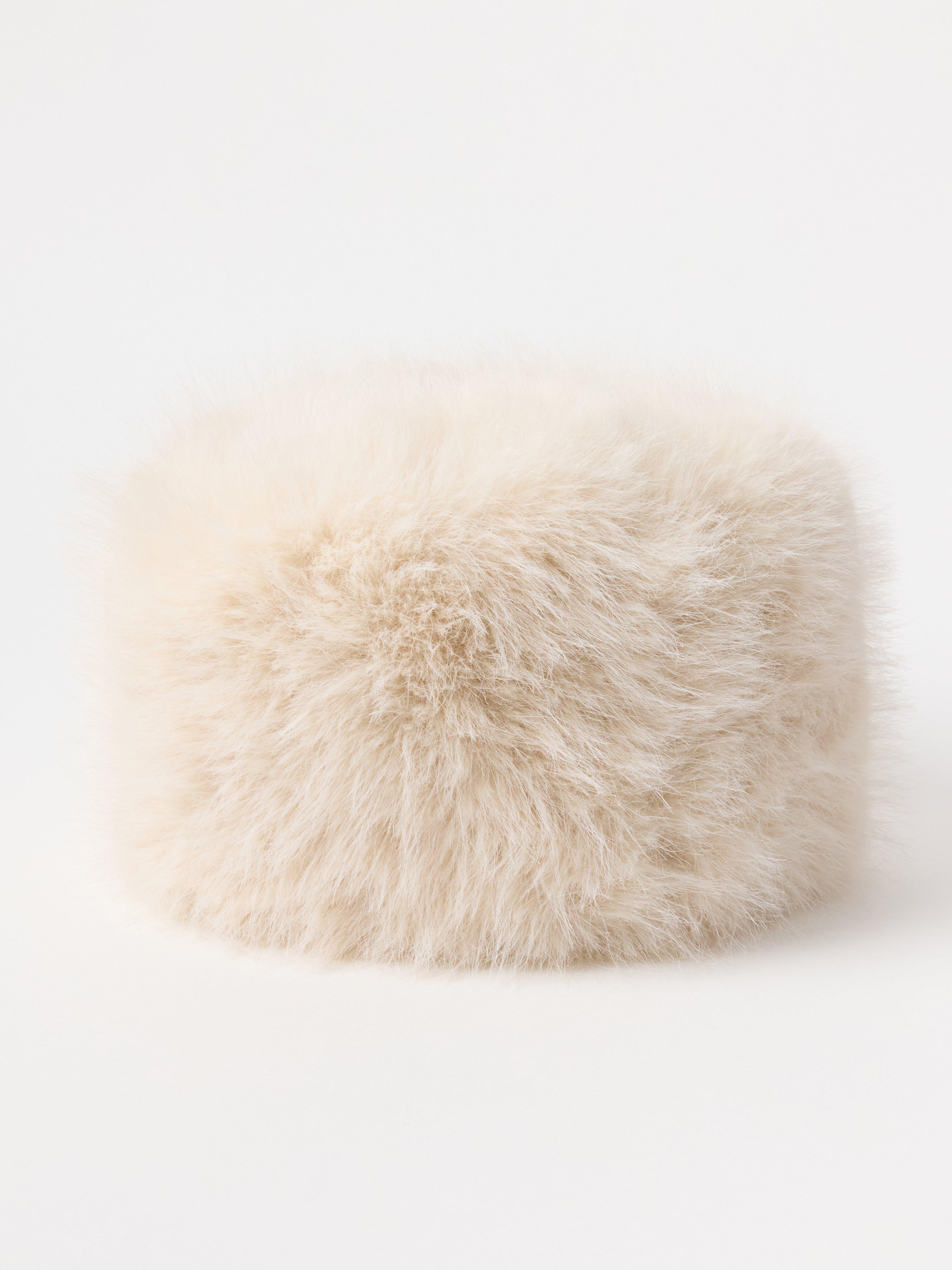 Hat - Womens Wear - White