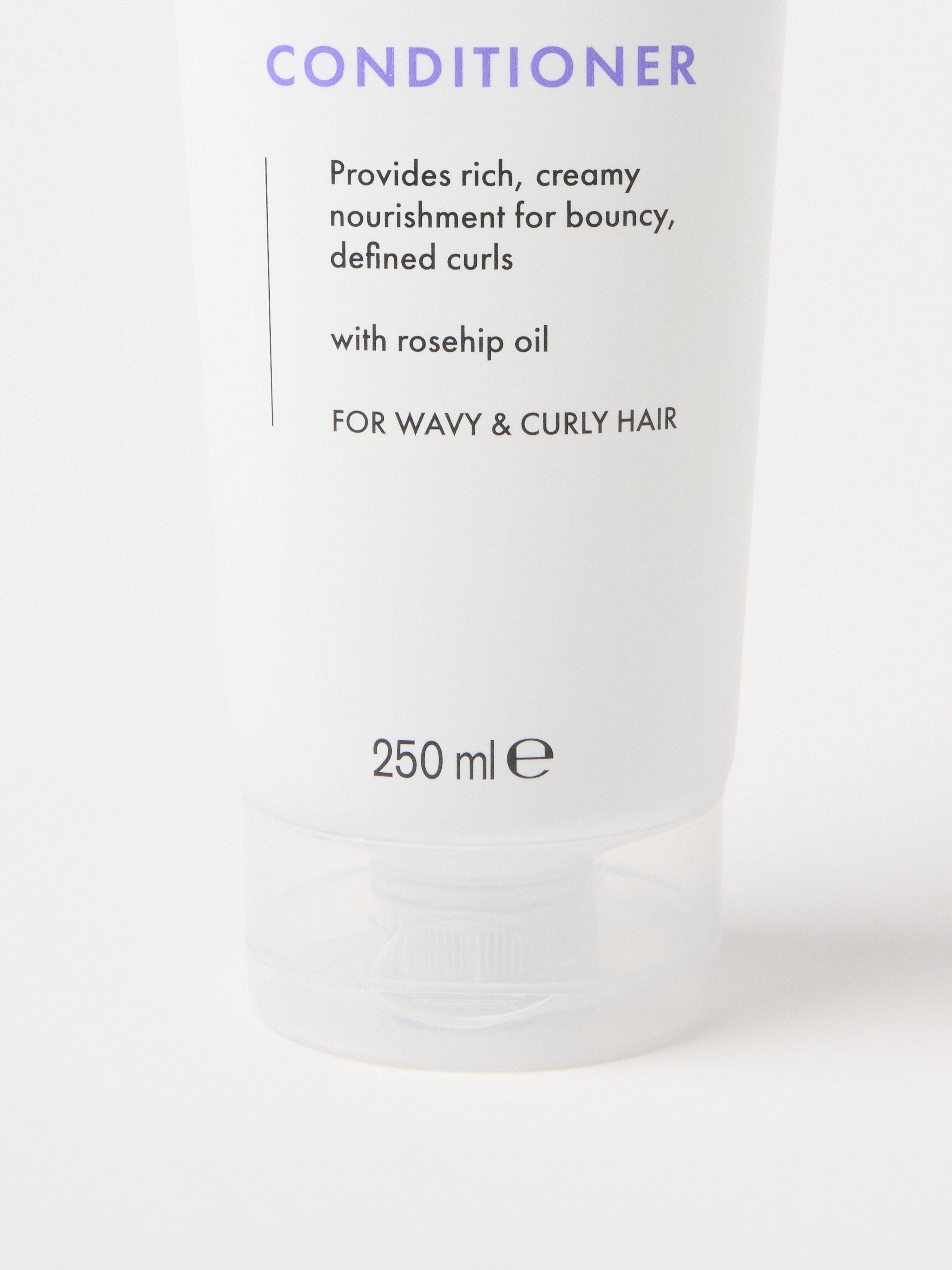 Hårbalsam - Kosmetik - Blank