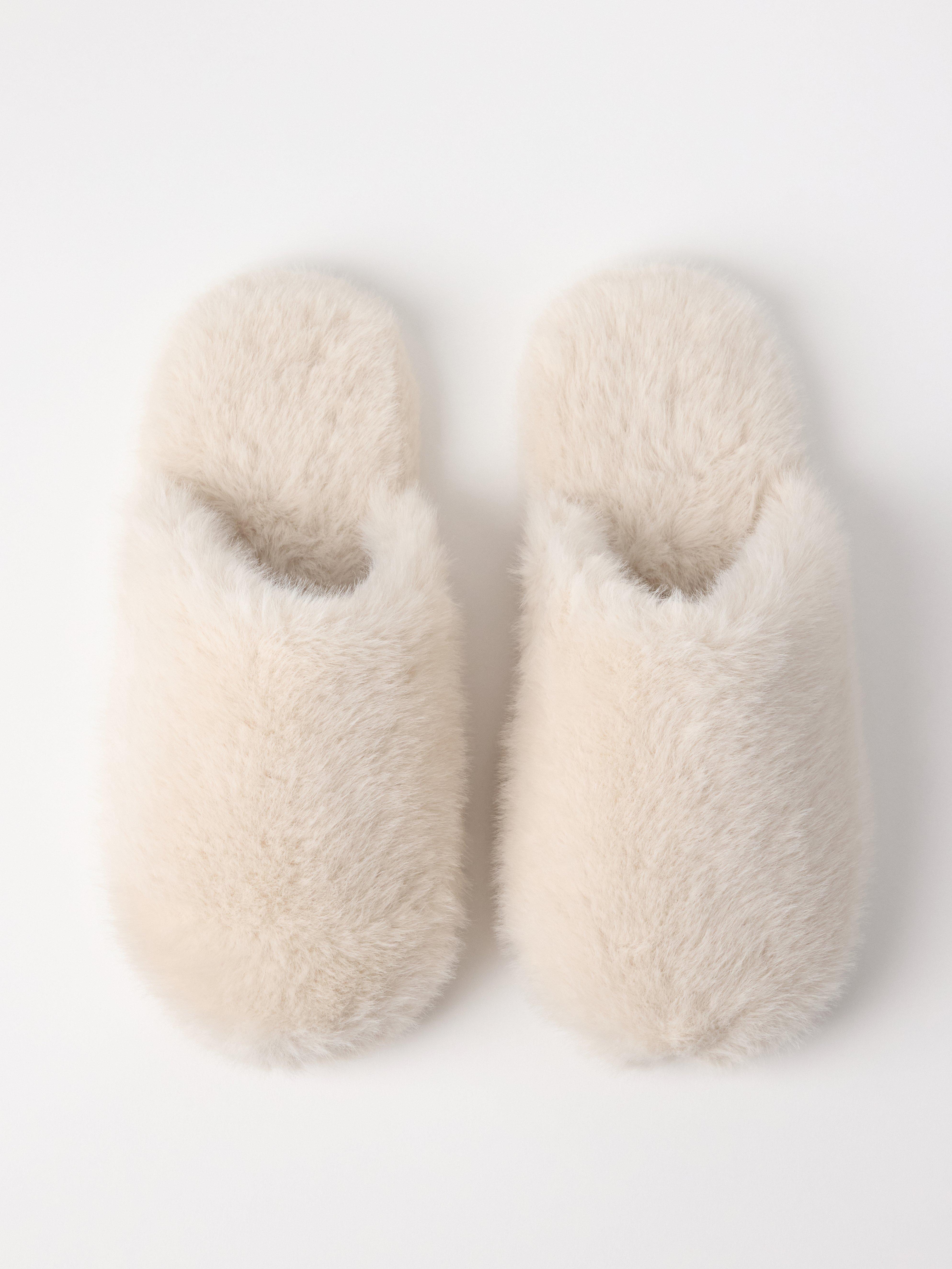 Slippers - Womens Wear - White