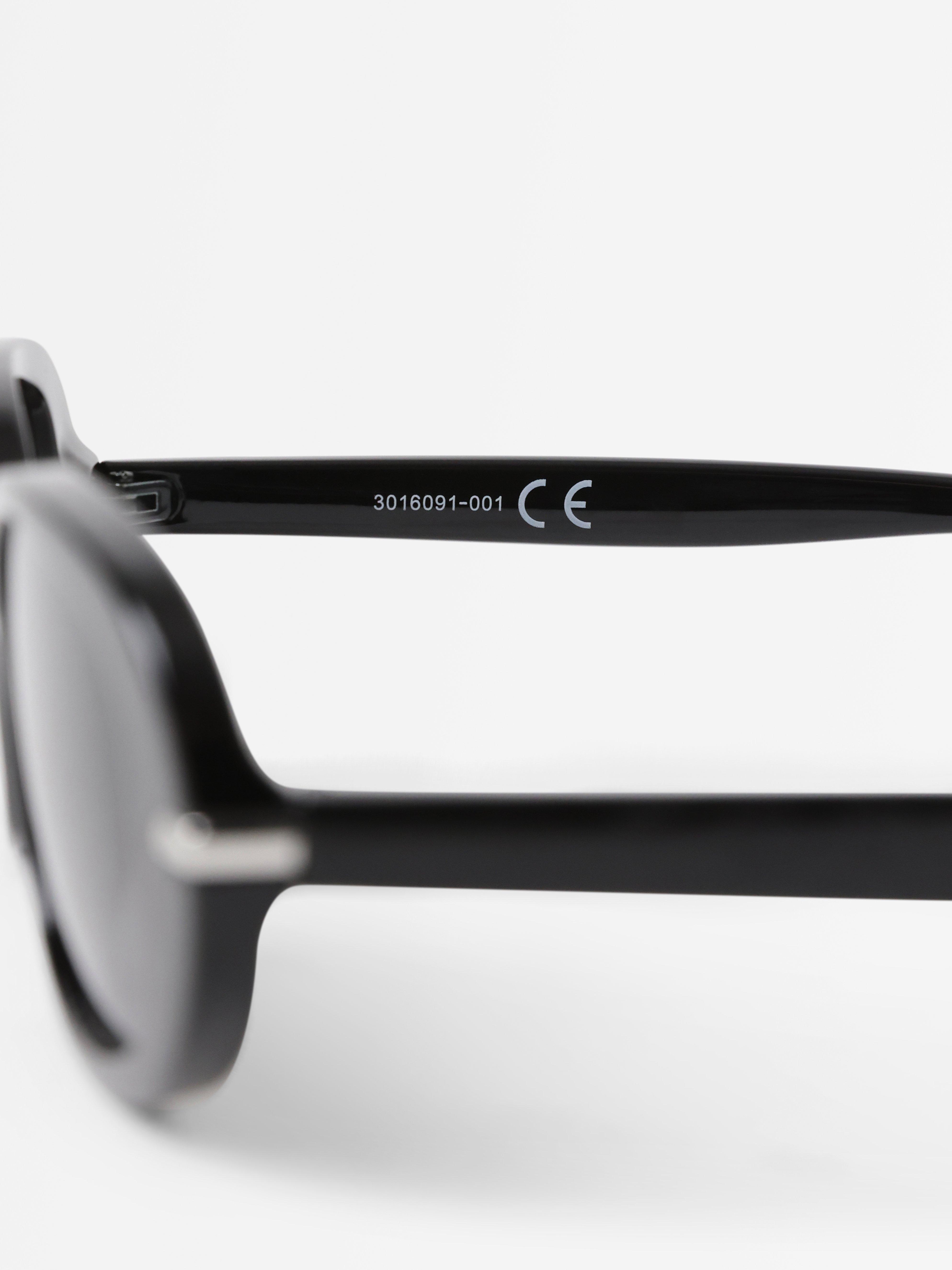Sunglasses - Womens Wear - Black