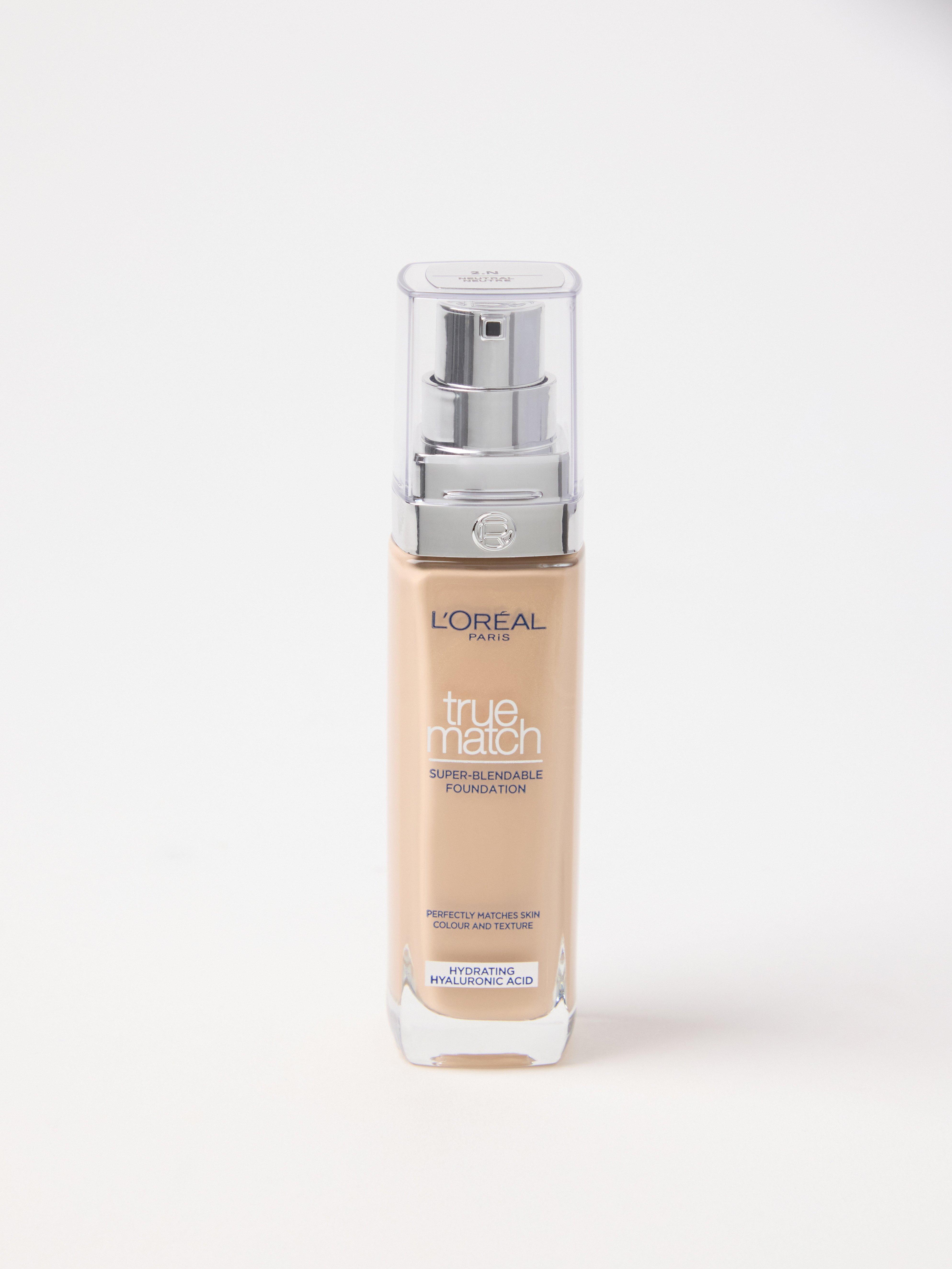 Foundation - Kosmetikk - Beige
