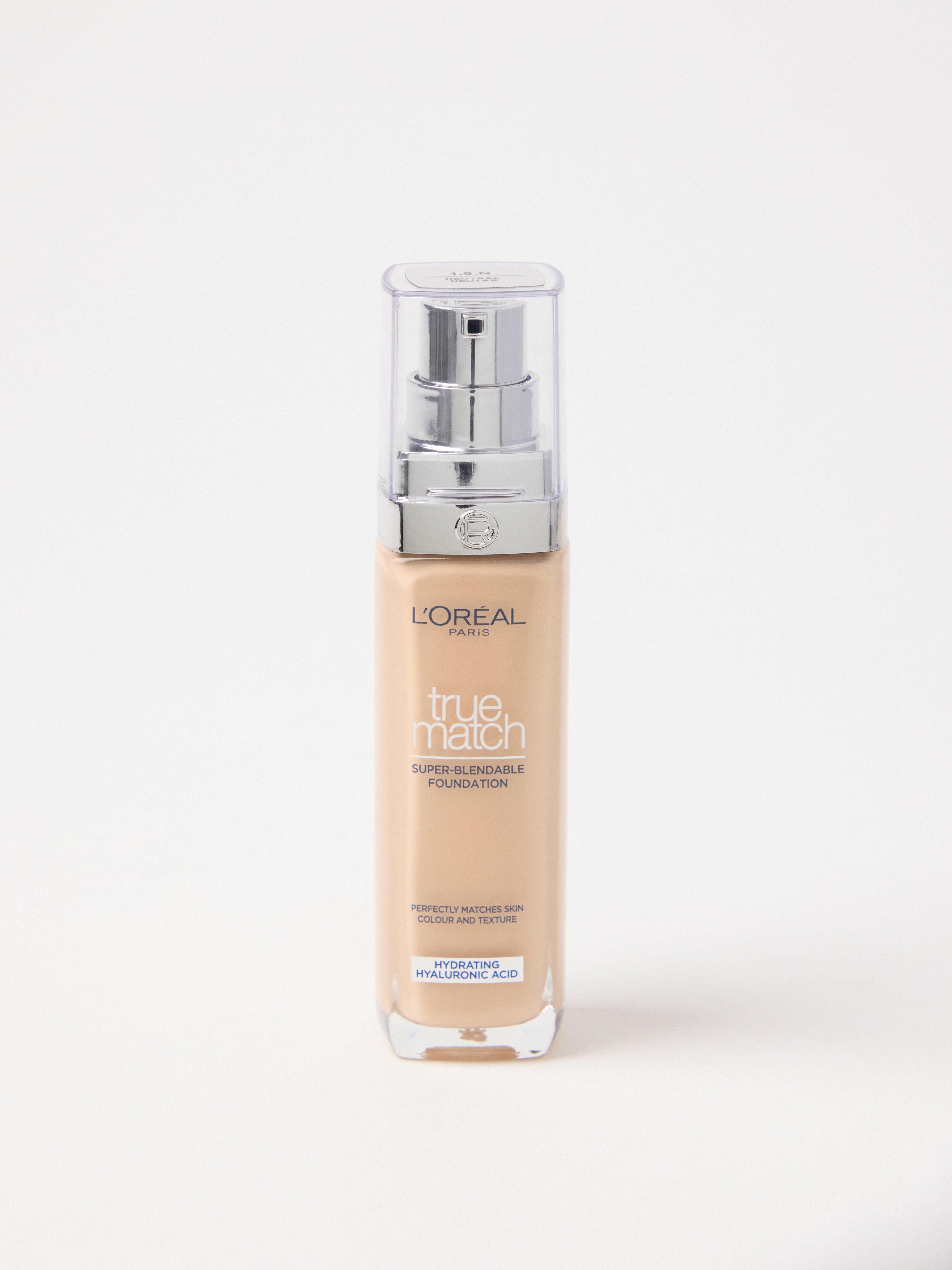 Foundation - Kosmetikk - Beige