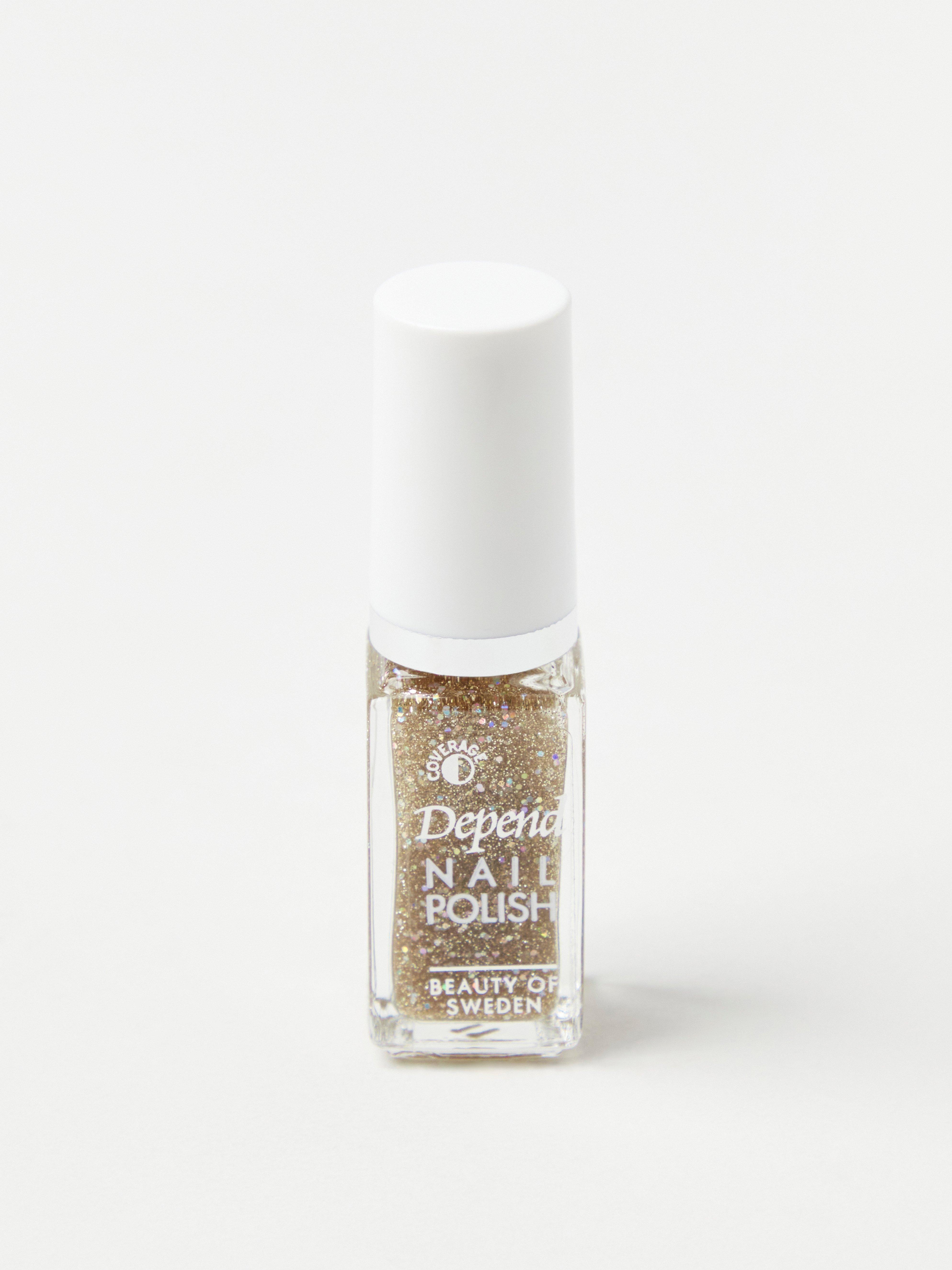 Nagellack - Kosmetik - Metallics