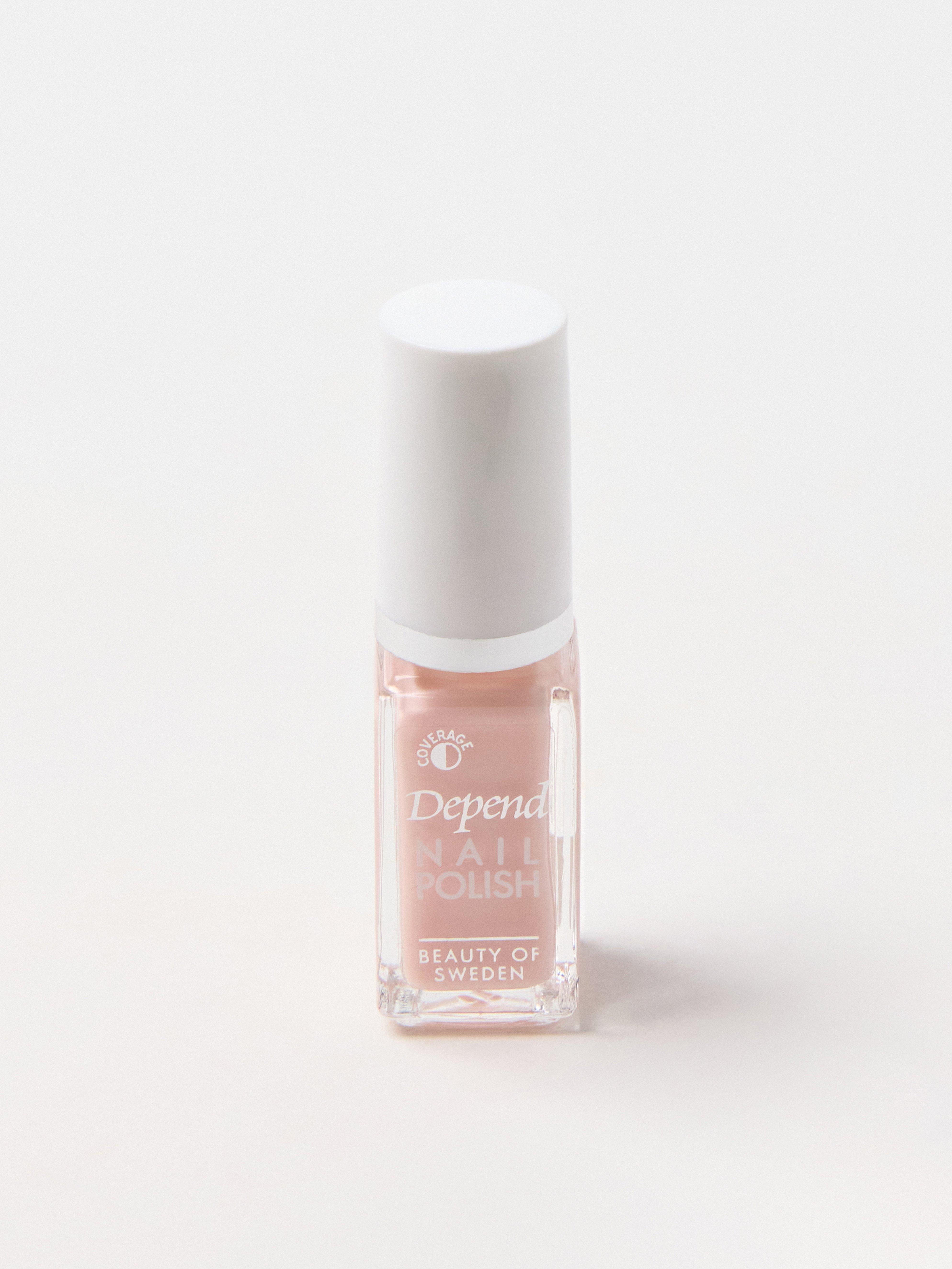 Nagellack - Kosmetik - Korall