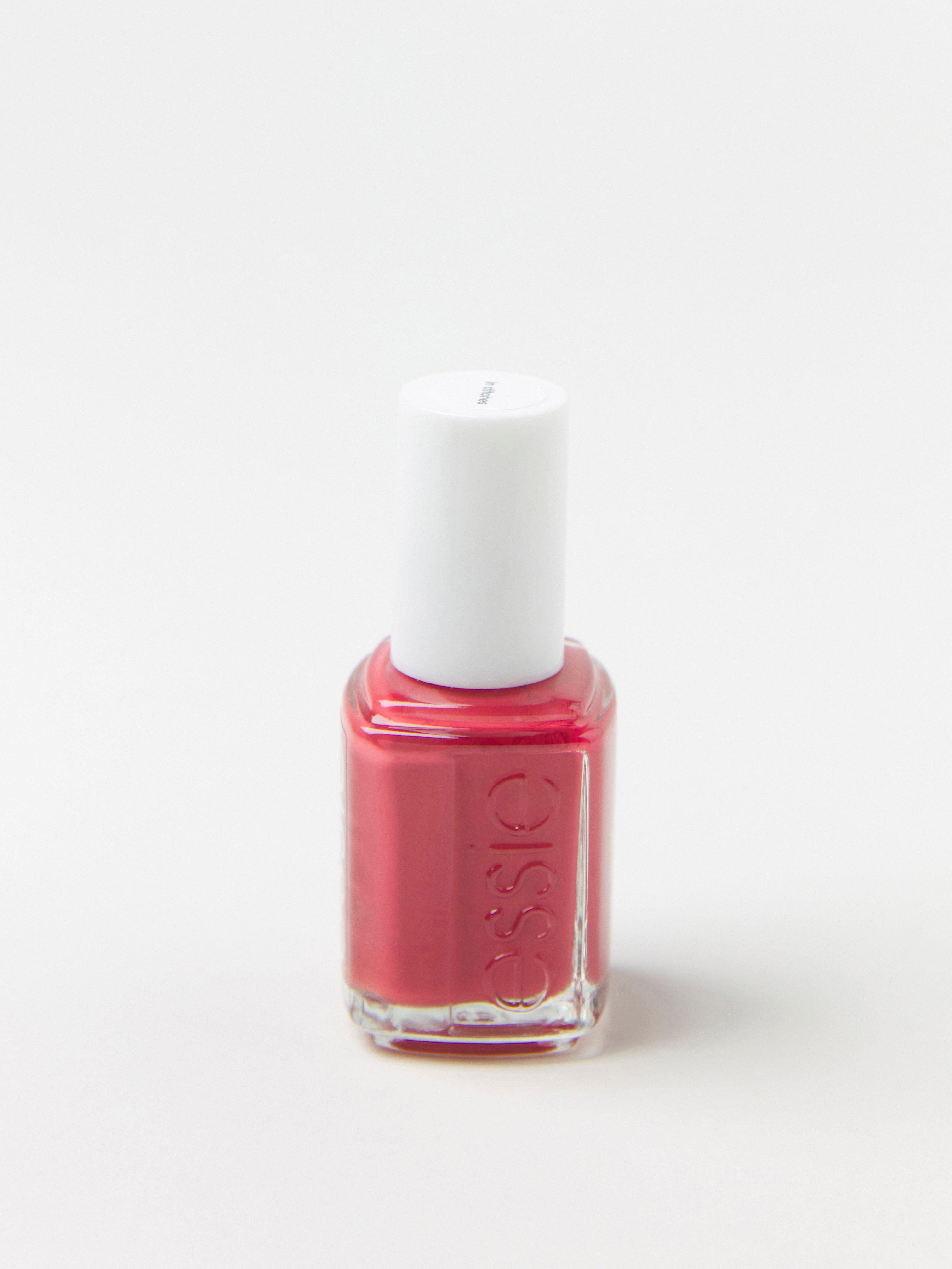 Nagellack - Kosmetik - Röd