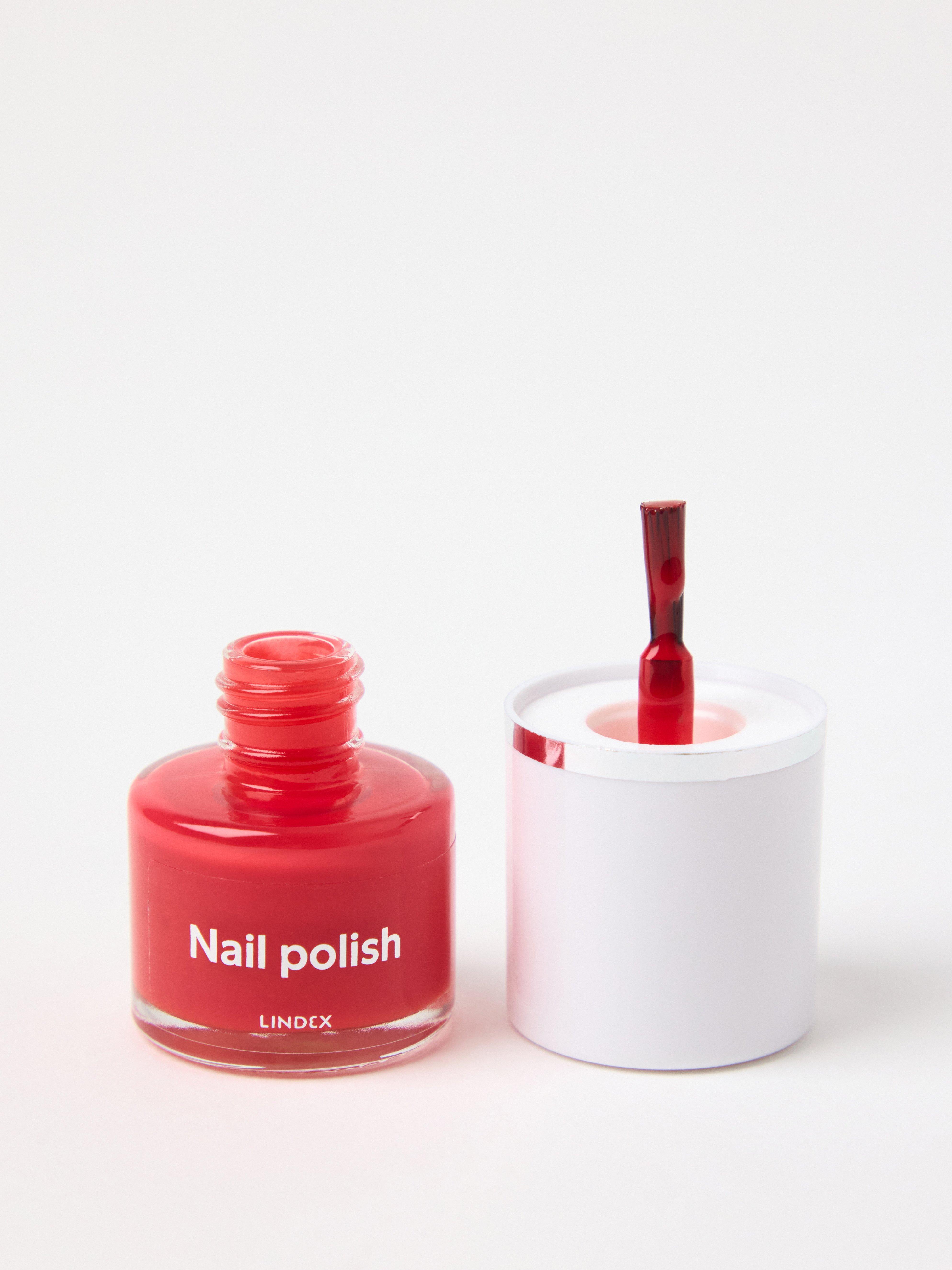 Nagellack - Kosmetik - Röd