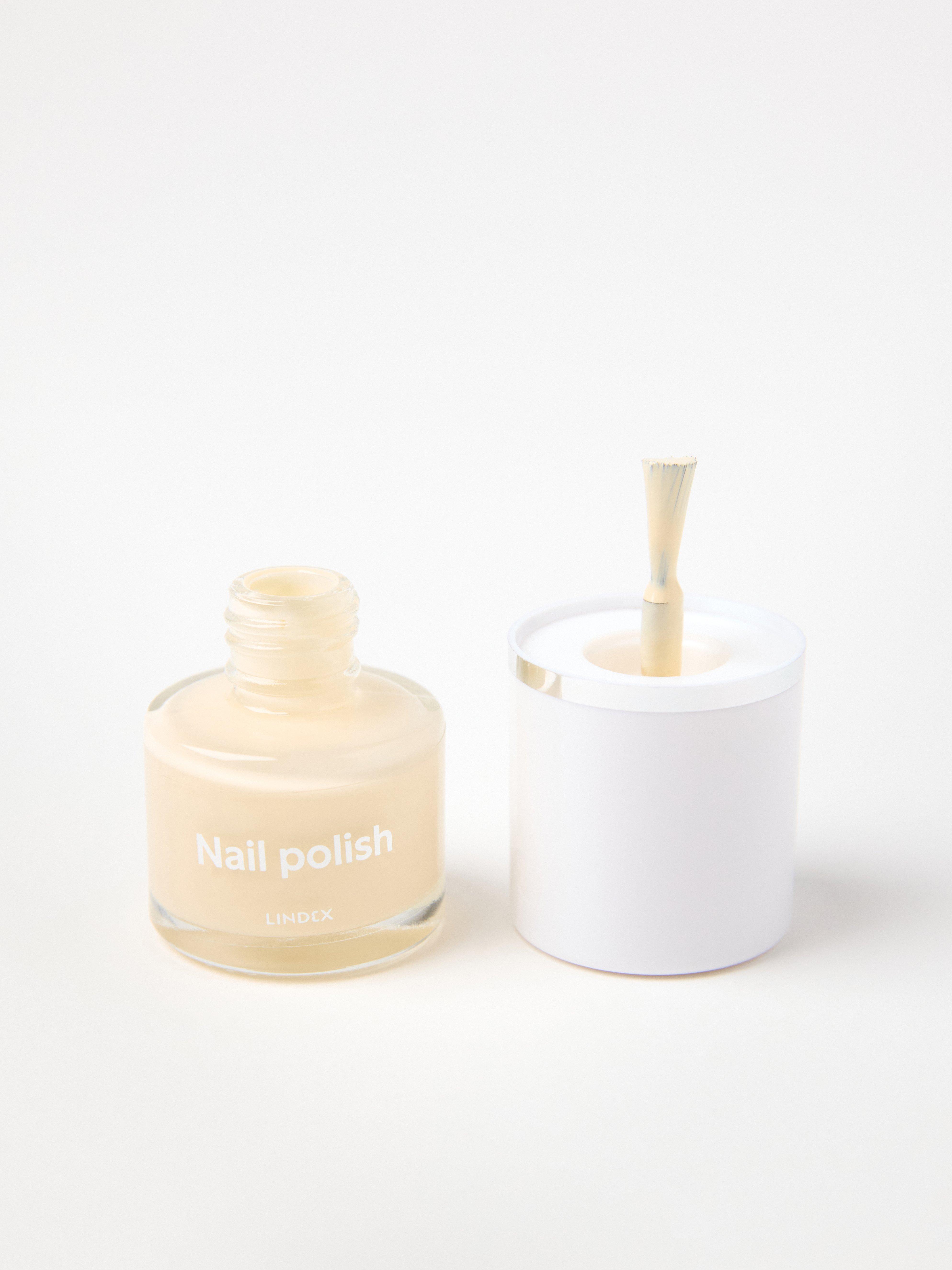 Nagellack - Kosmetik - Gul